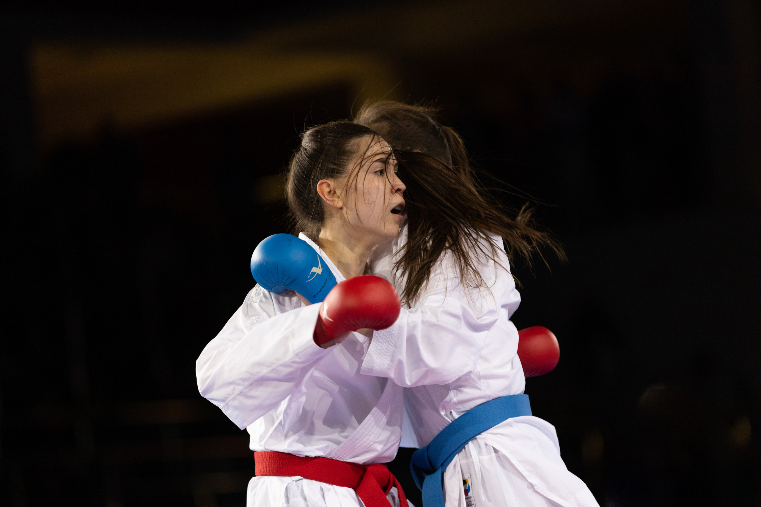 Эмоции и мастерство: фотографии с Кубка по карате. Максим Харитончик — фотограф