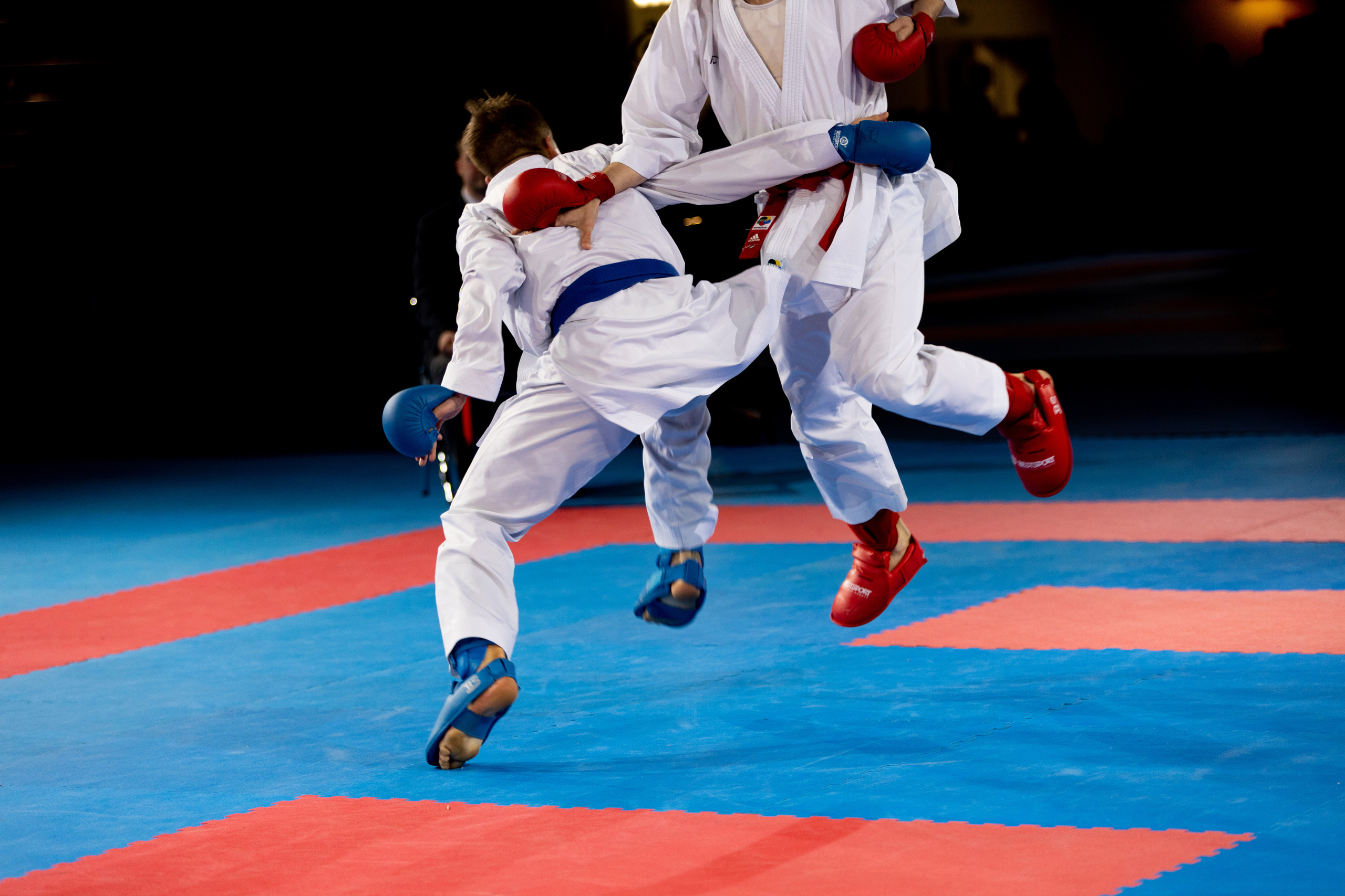 Эмоции и мастерство: фотографии с Кубка по карате. Максим Харитончик — фотограф