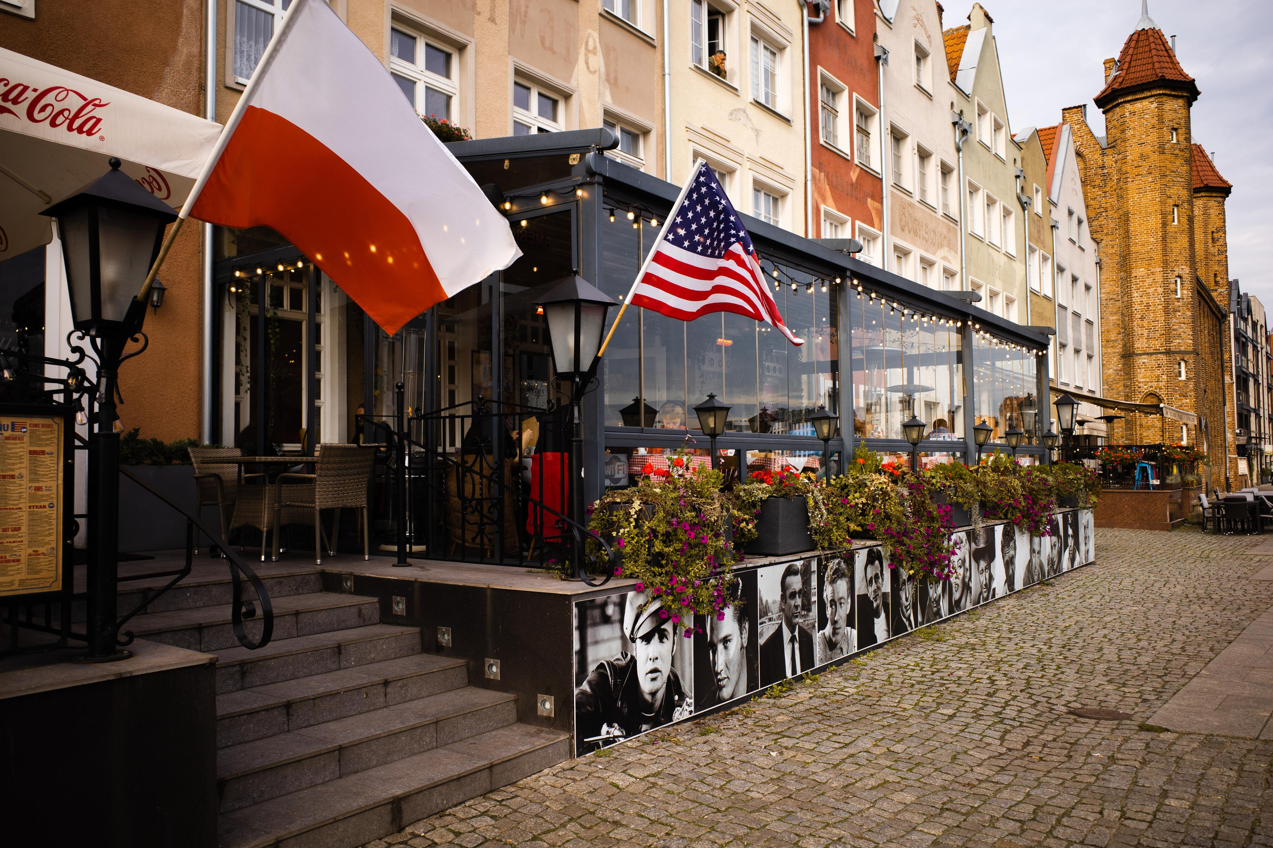 Живые Улицы: Стрит Фотографии Со Всего Мира. Максим Харитончик — фотограф