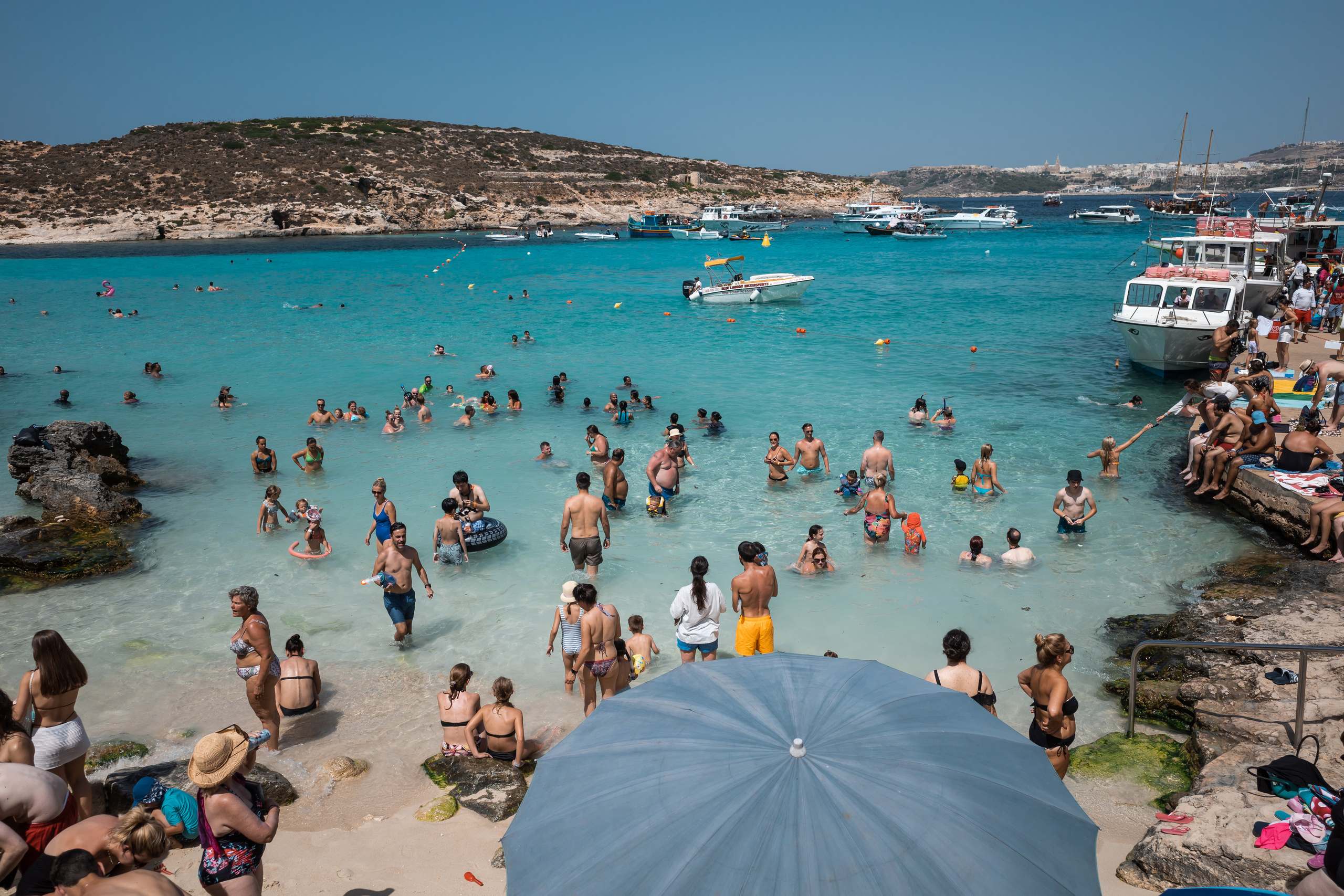 Живые Улицы: Стрит Фотографии Со Всего Мира. Максим Харитончик — фотограф