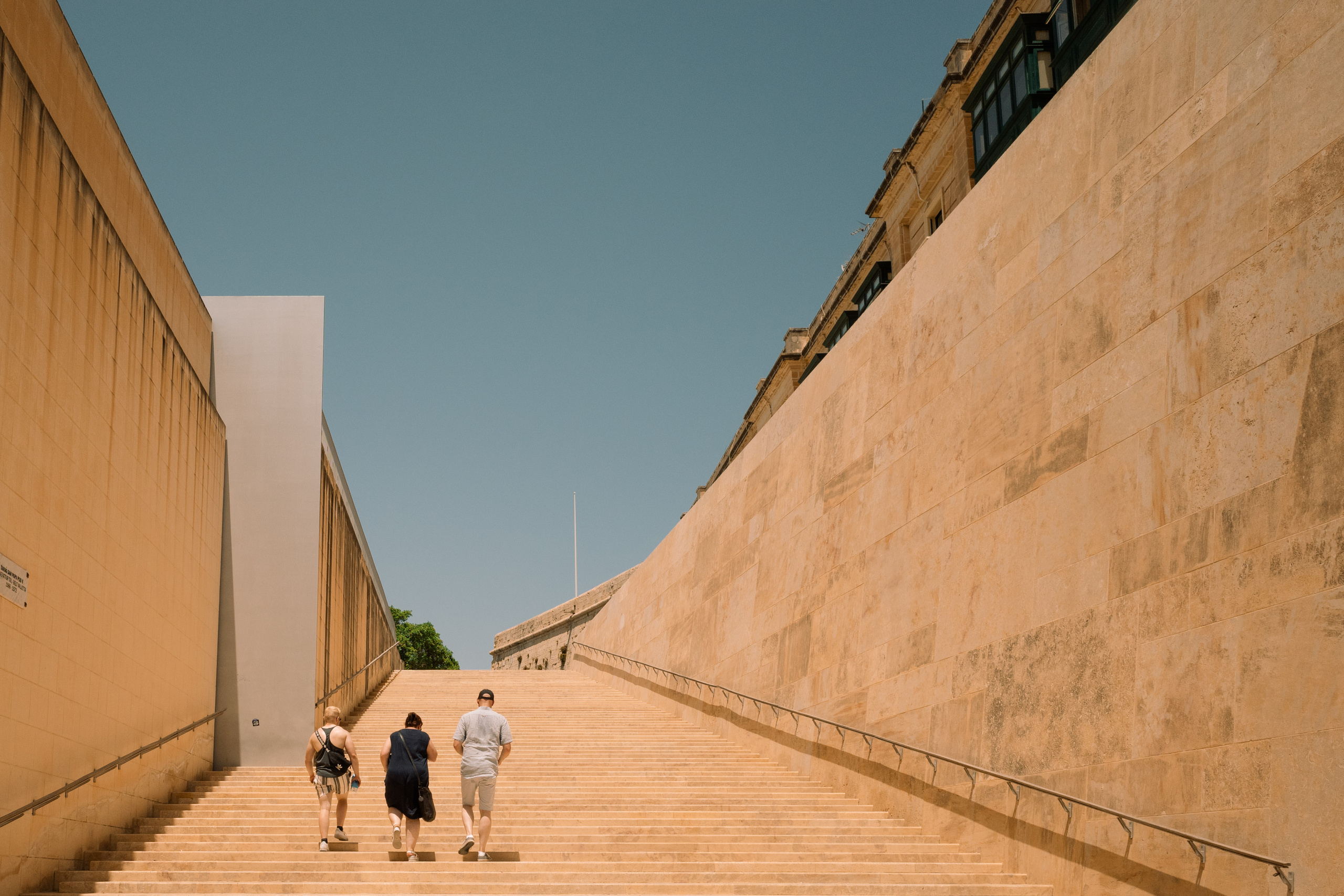 Живые Улицы: Стрит Фотографии Со Всего Мира. Максим Харитончик — фотограф