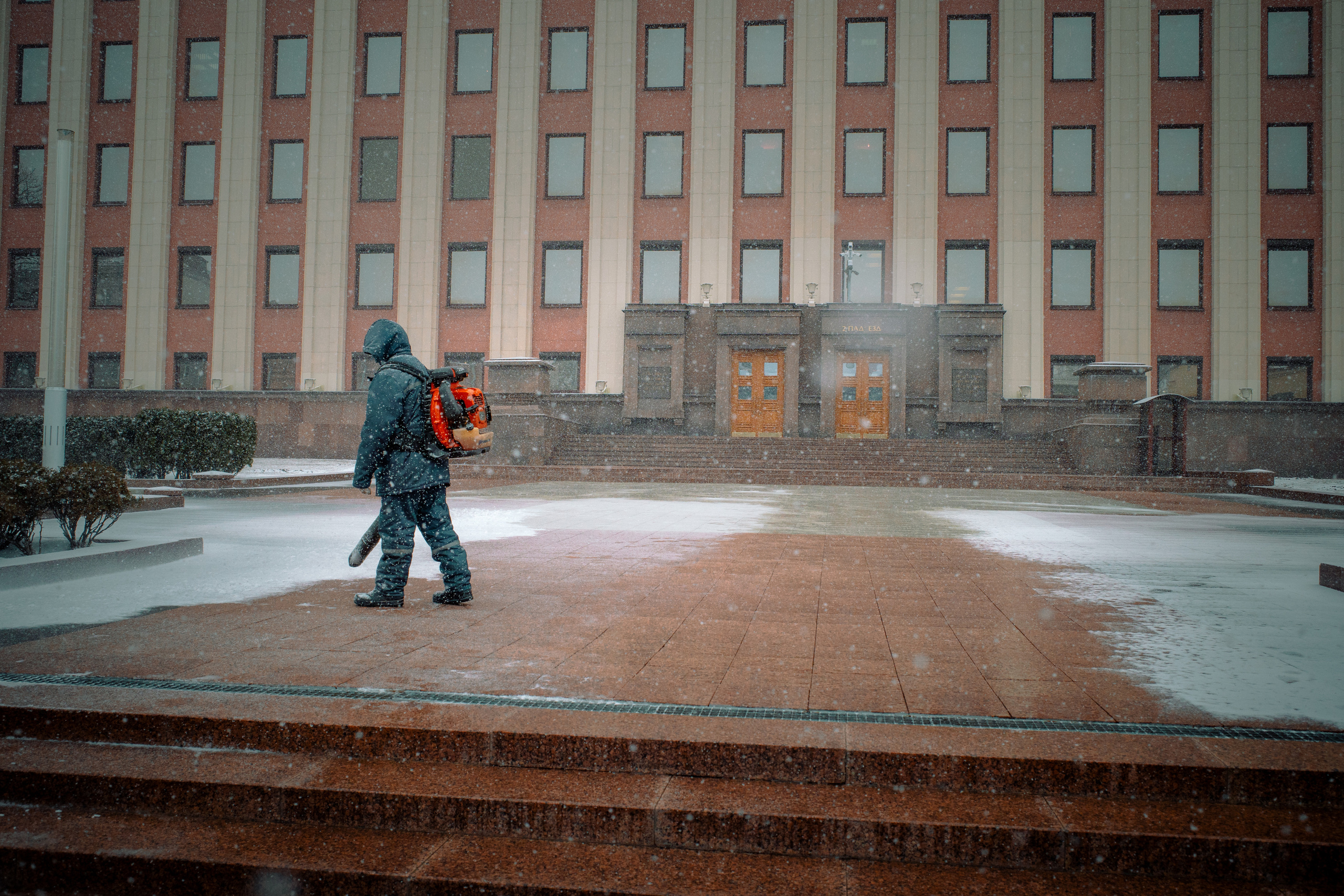 Живые Улицы: Стрит Фотографии Со Всего Мира. Максим Харитончик — фотограф