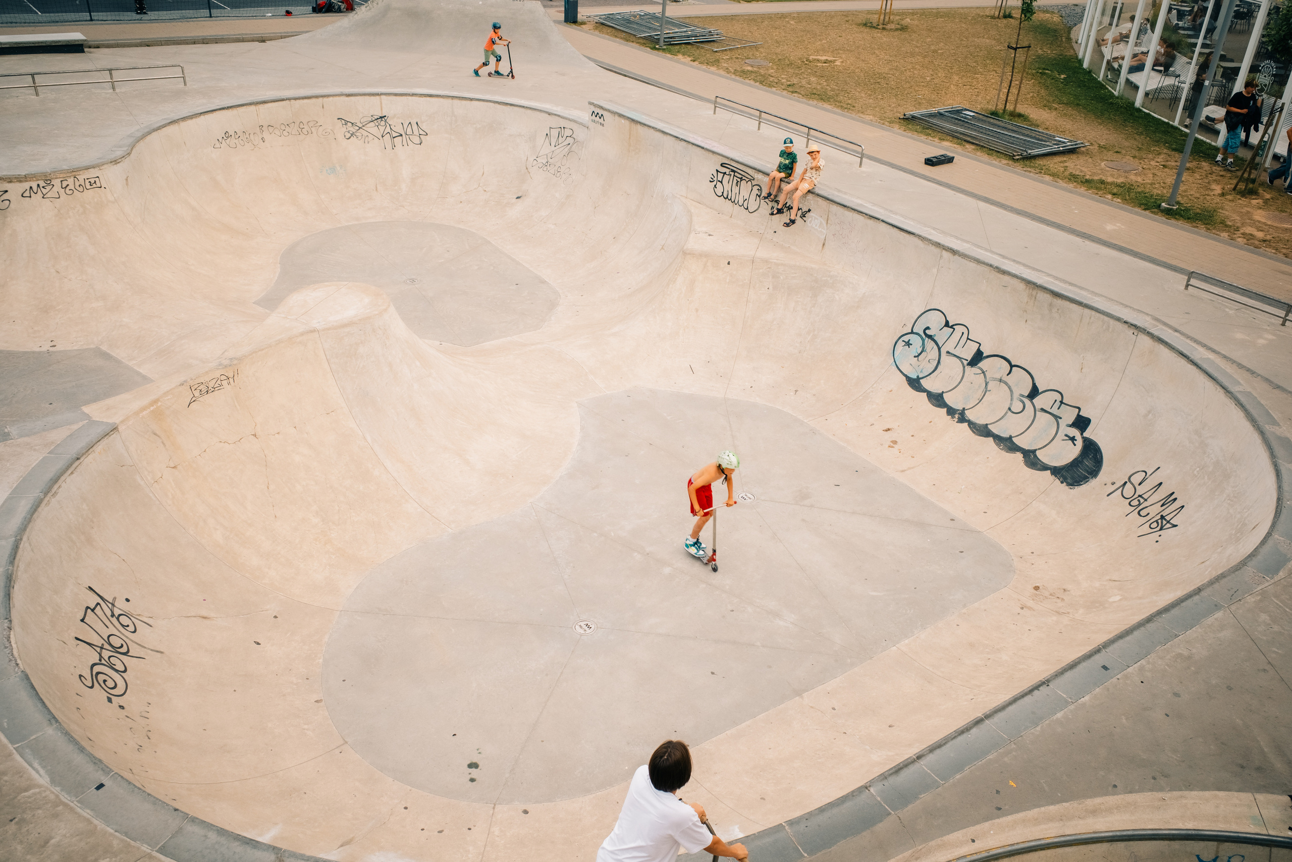 Живые Улицы: Стрит Фотографии Со Всего Мира. Максим Харитончик — фотограф