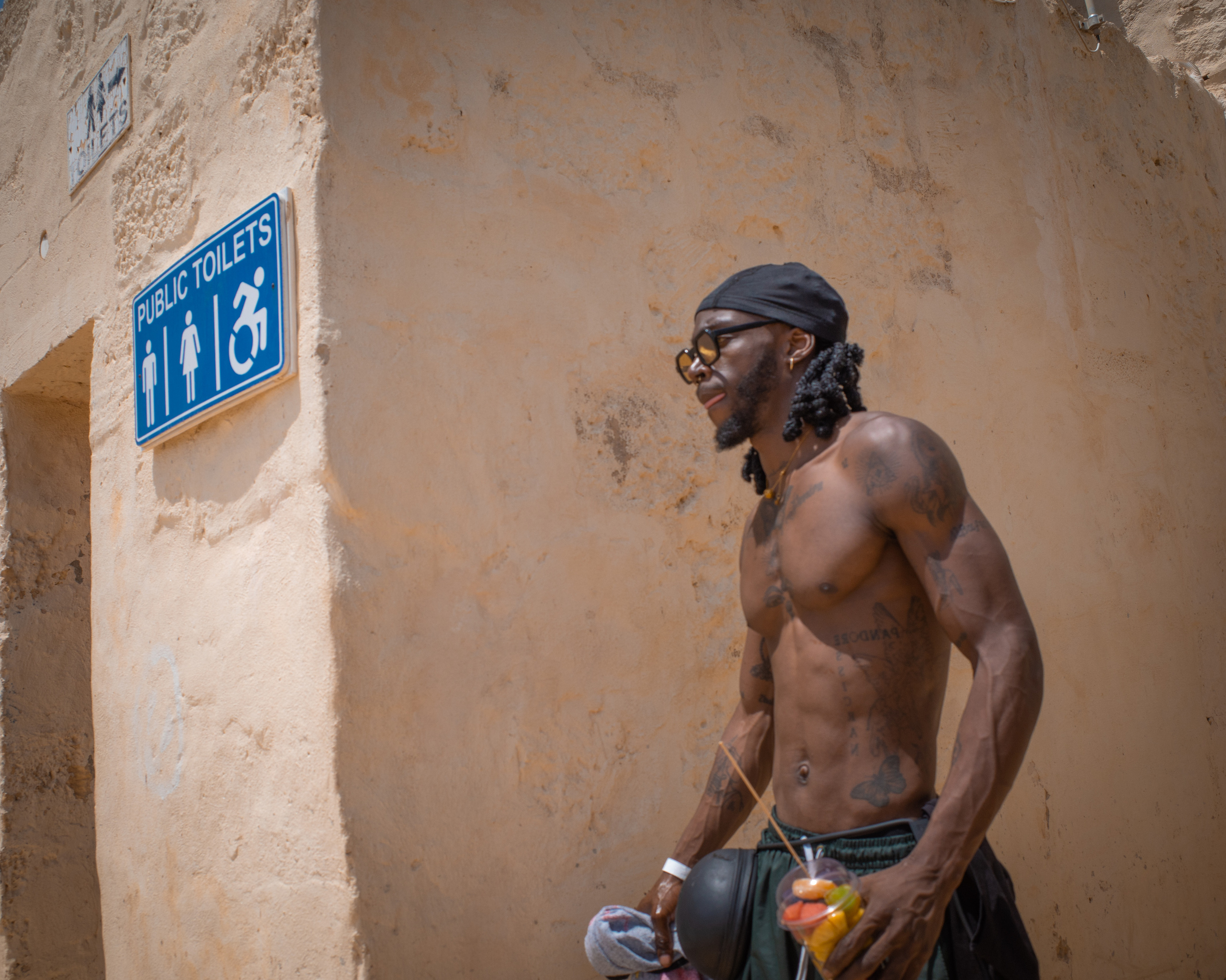 Живые Улицы: Стрит Фотографии Со Всего Мира. Максим Харитончик — фотограф