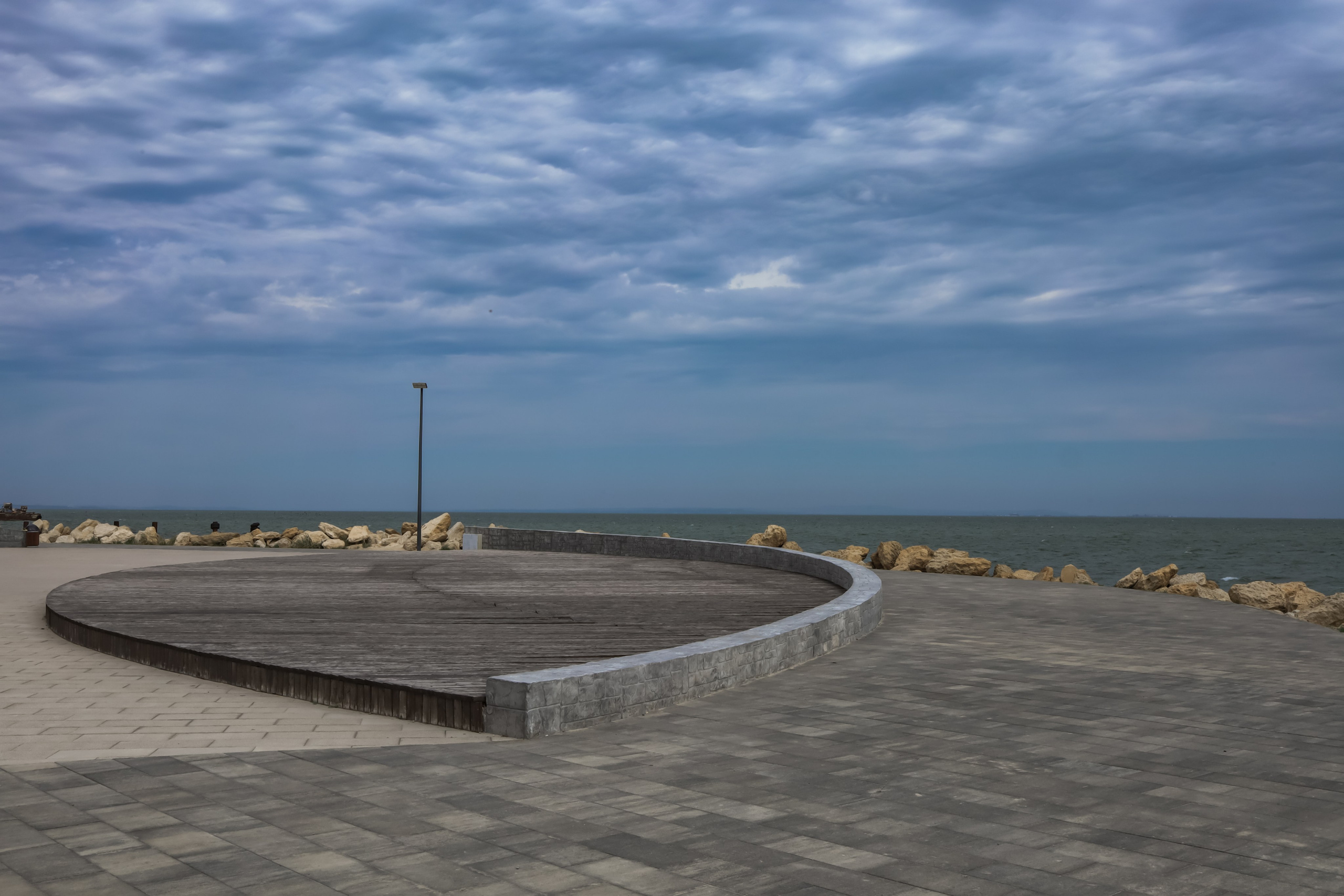 Тамань. Женский портрет и немного больше в Санкт-Петербурге