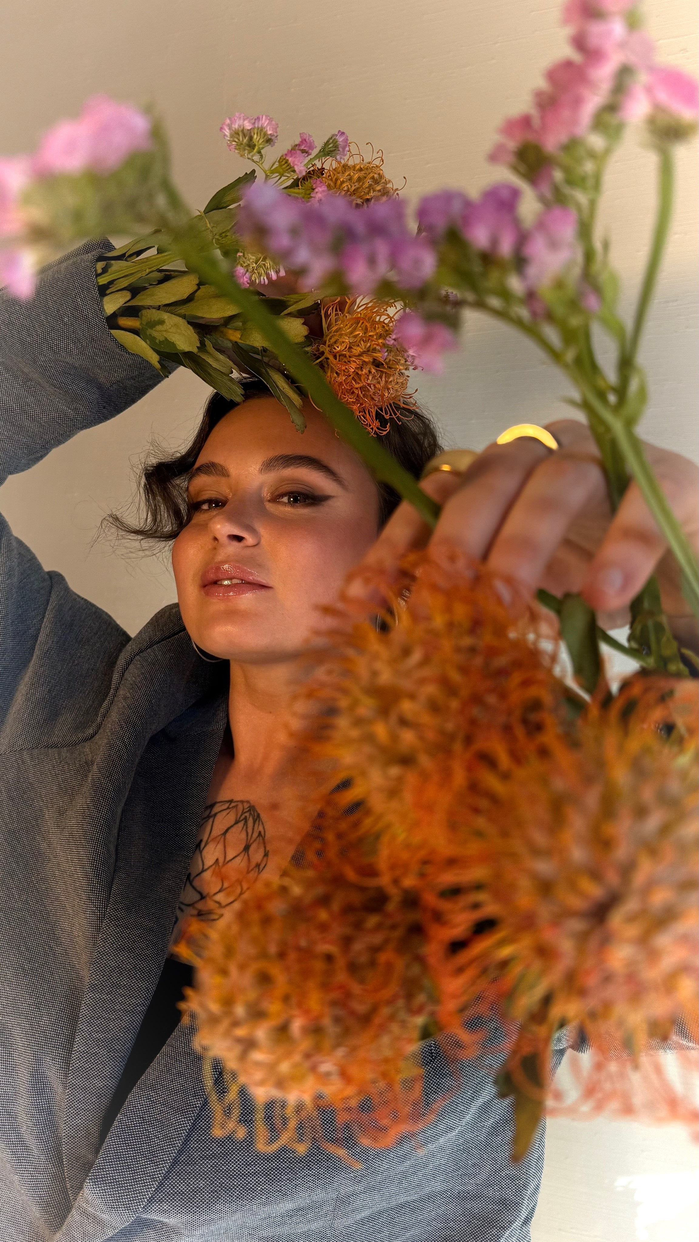 Оля и цветы. Фотограф Санкт-Петербург Лена Бирди