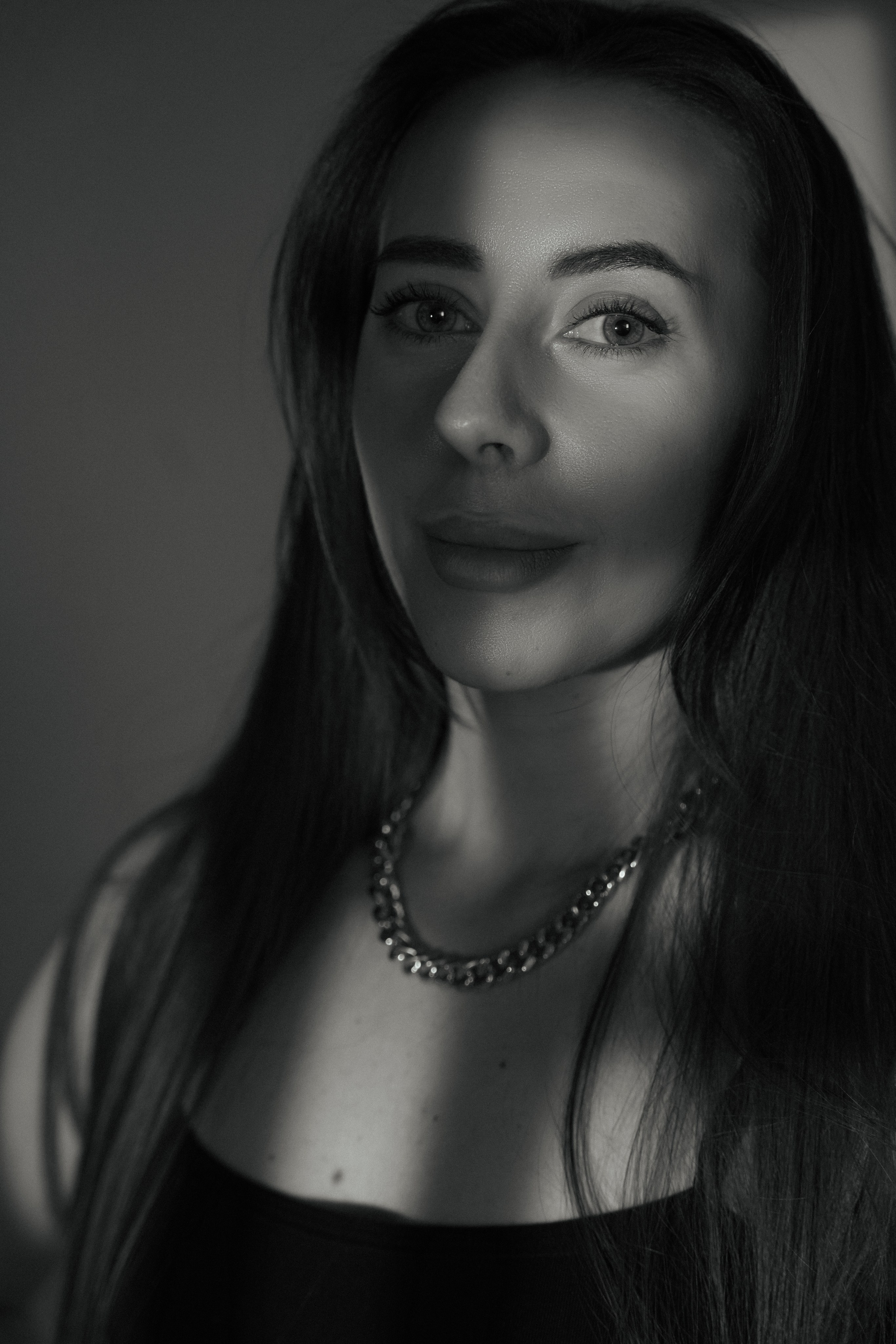 Сёстры Настя и Ксюша. Валерия Никишина