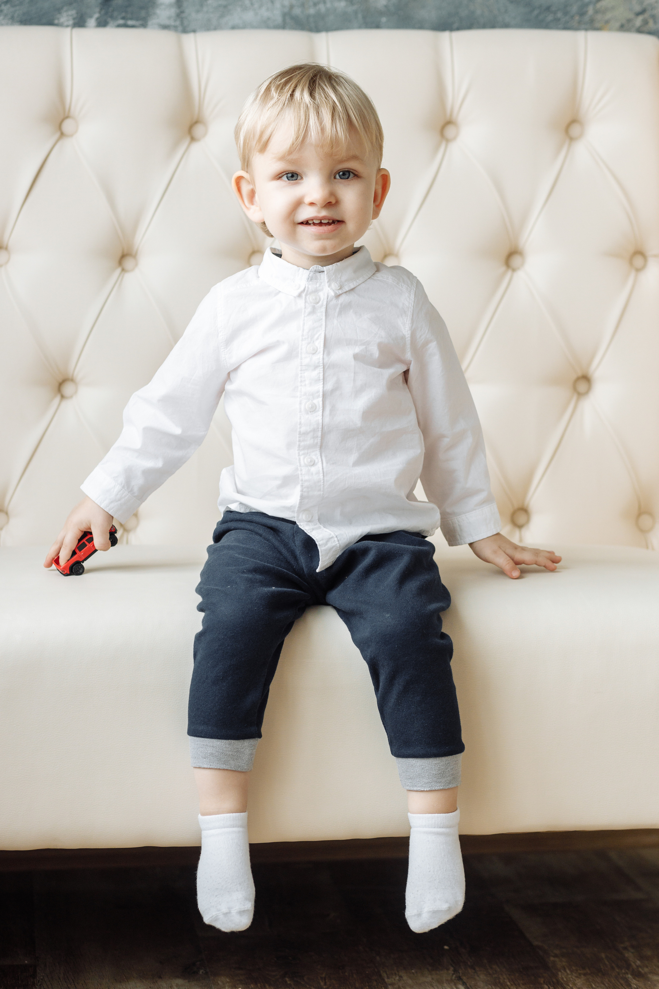 Трое в студии. Свадебный и портретный фотограф в Королёве Сергей Чихарев