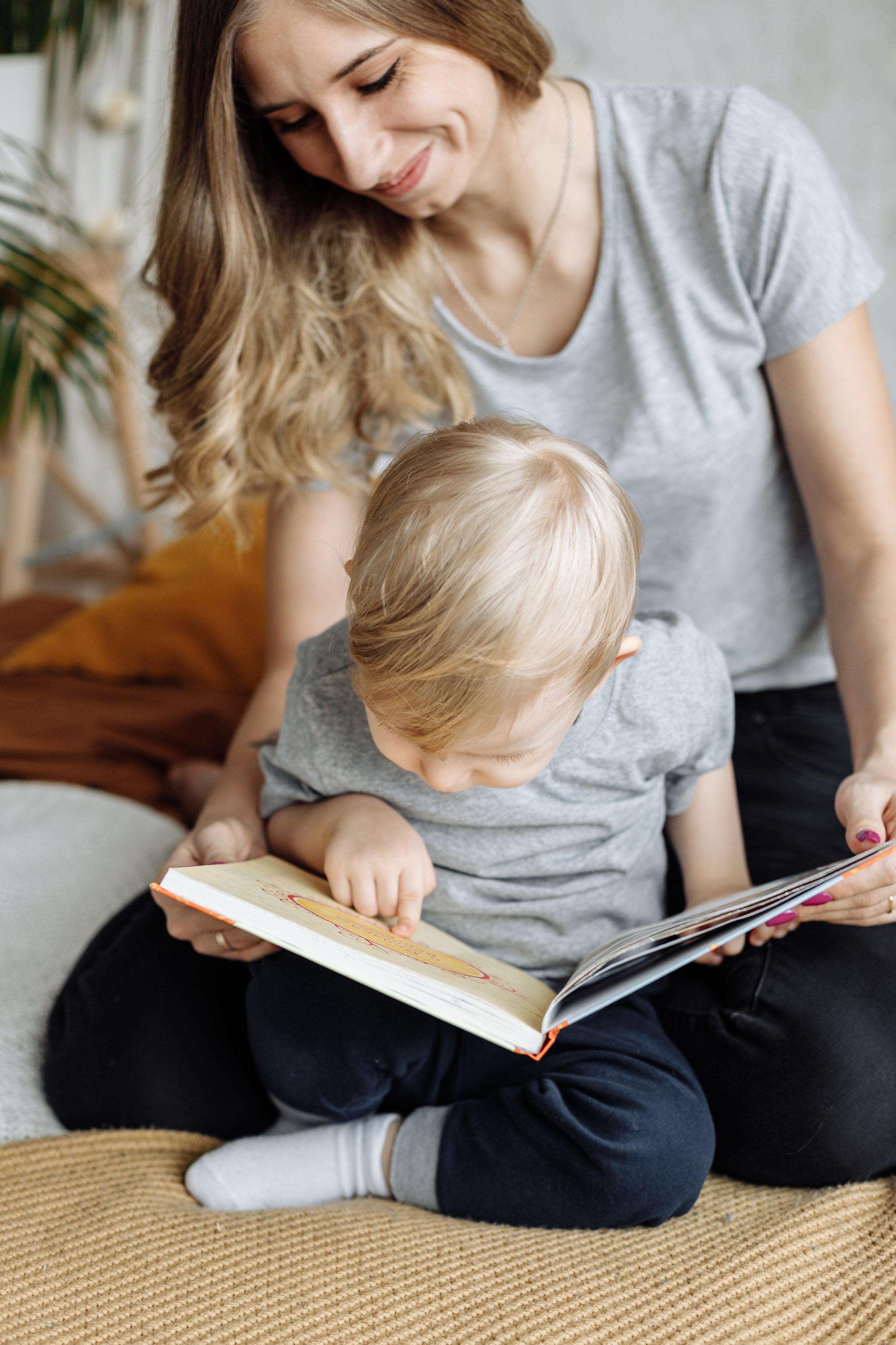 Трое в студии. Свадебный и портретный фотограф в Королёве Сергей Чихарев
