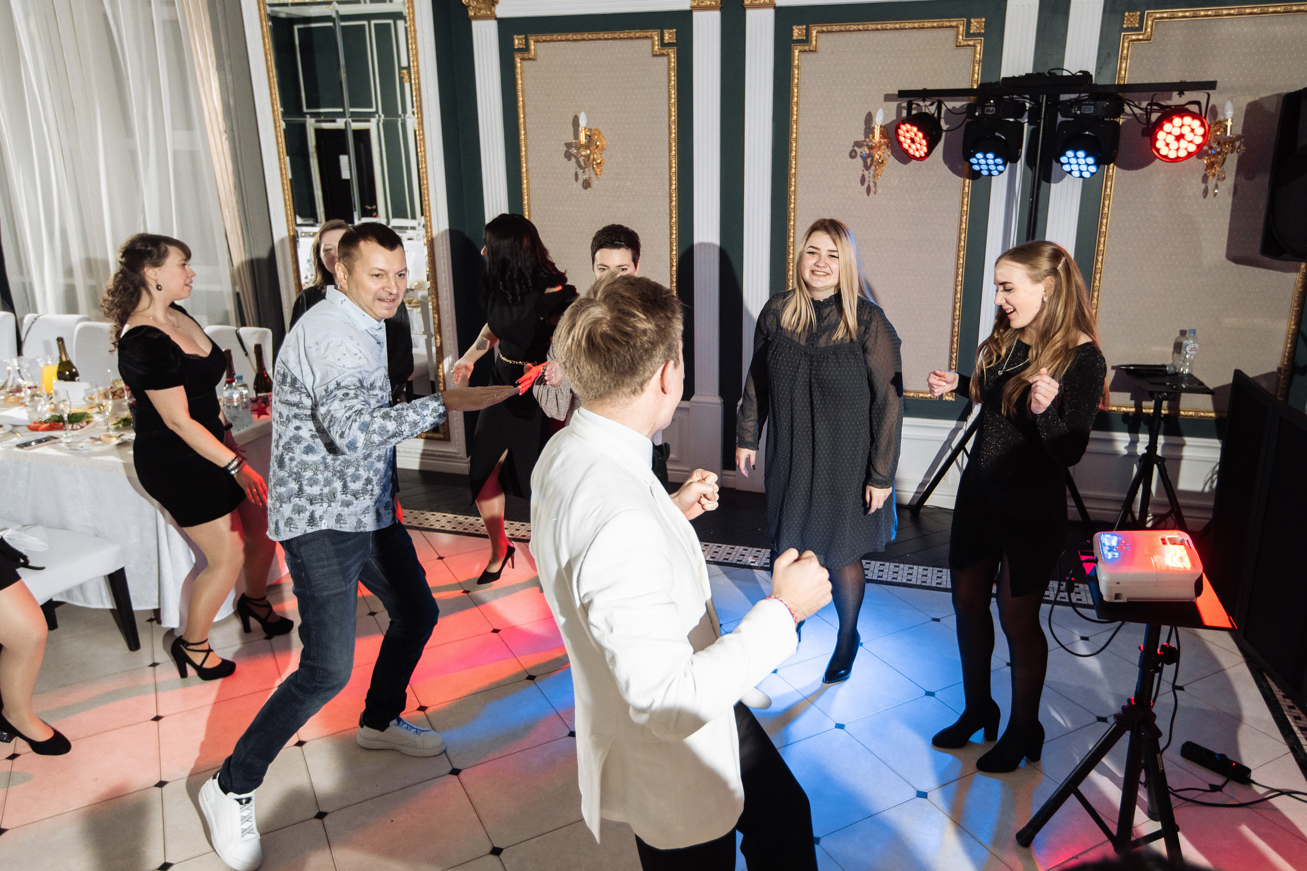 Корпоратив Реалстрой. Свадебный и портретный фотограф в Королёве Сергей Чихарев