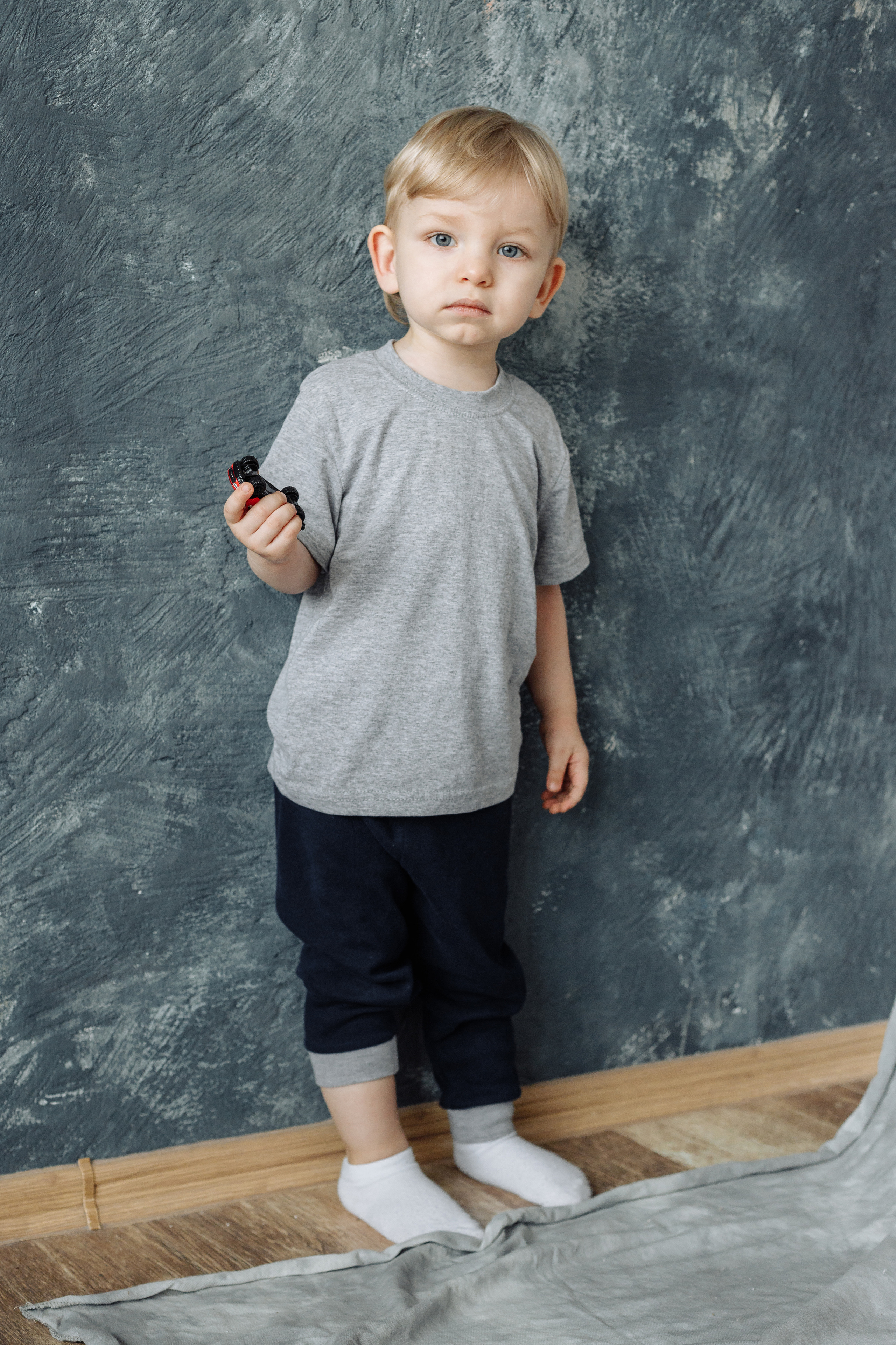 Трое в студии. Свадебный и портретный фотограф в Королёве Сергей Чихарев