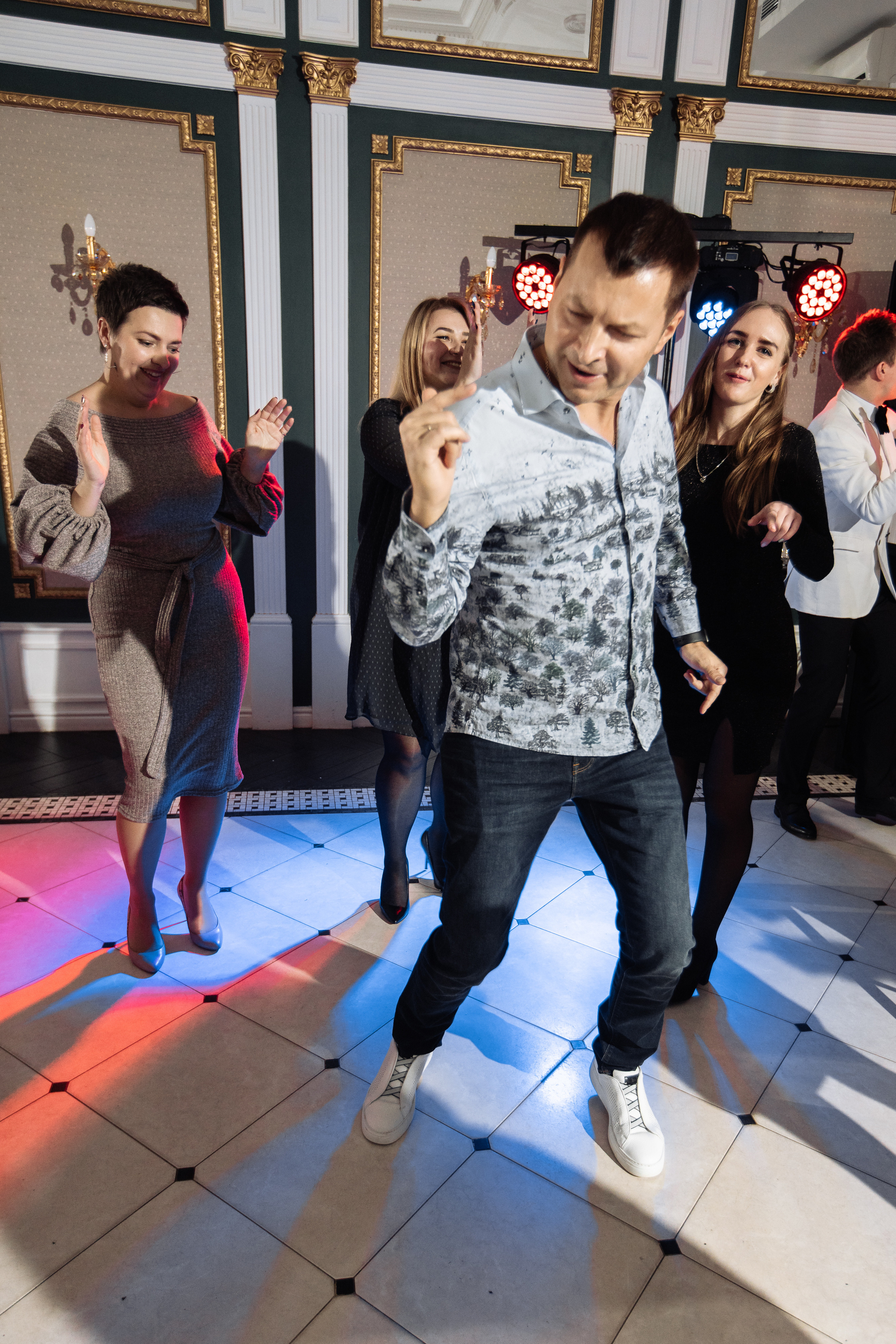 Корпоратив Реалстрой. Свадебный и портретный фотограф в Королёве Сергей Чихарев