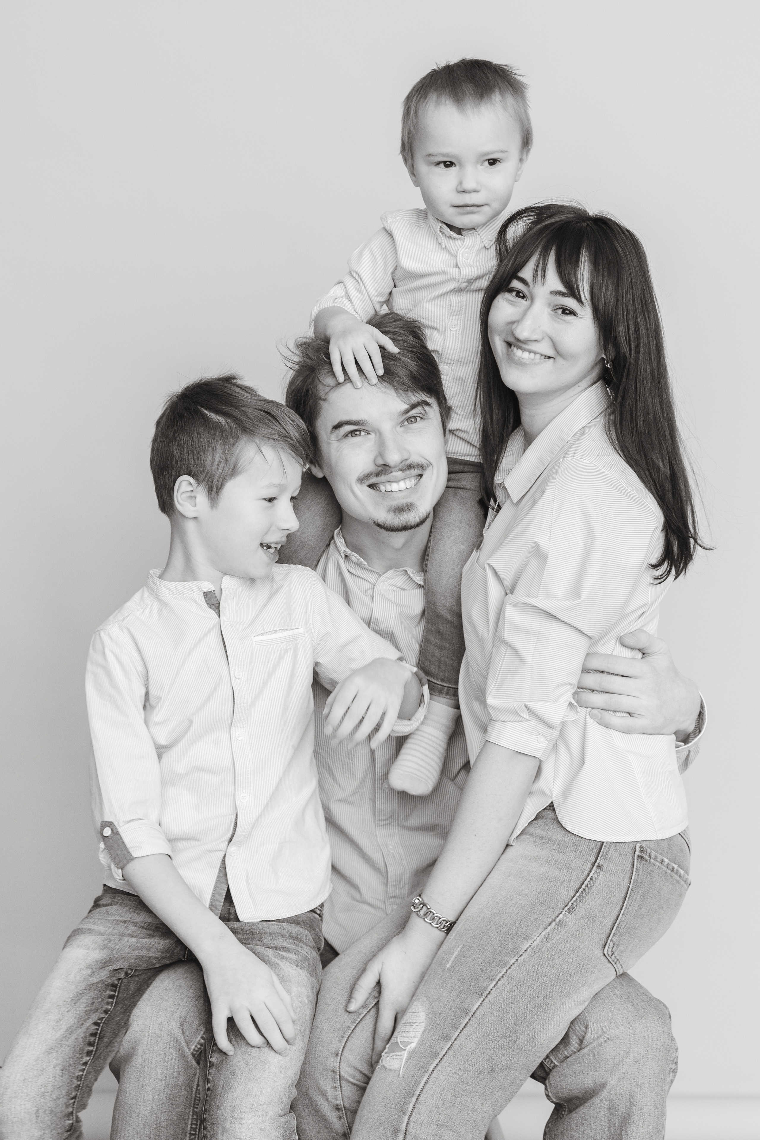 Счастливы вместе. Свадебный и портретный фотограф в Королёве Сергей Чихарев