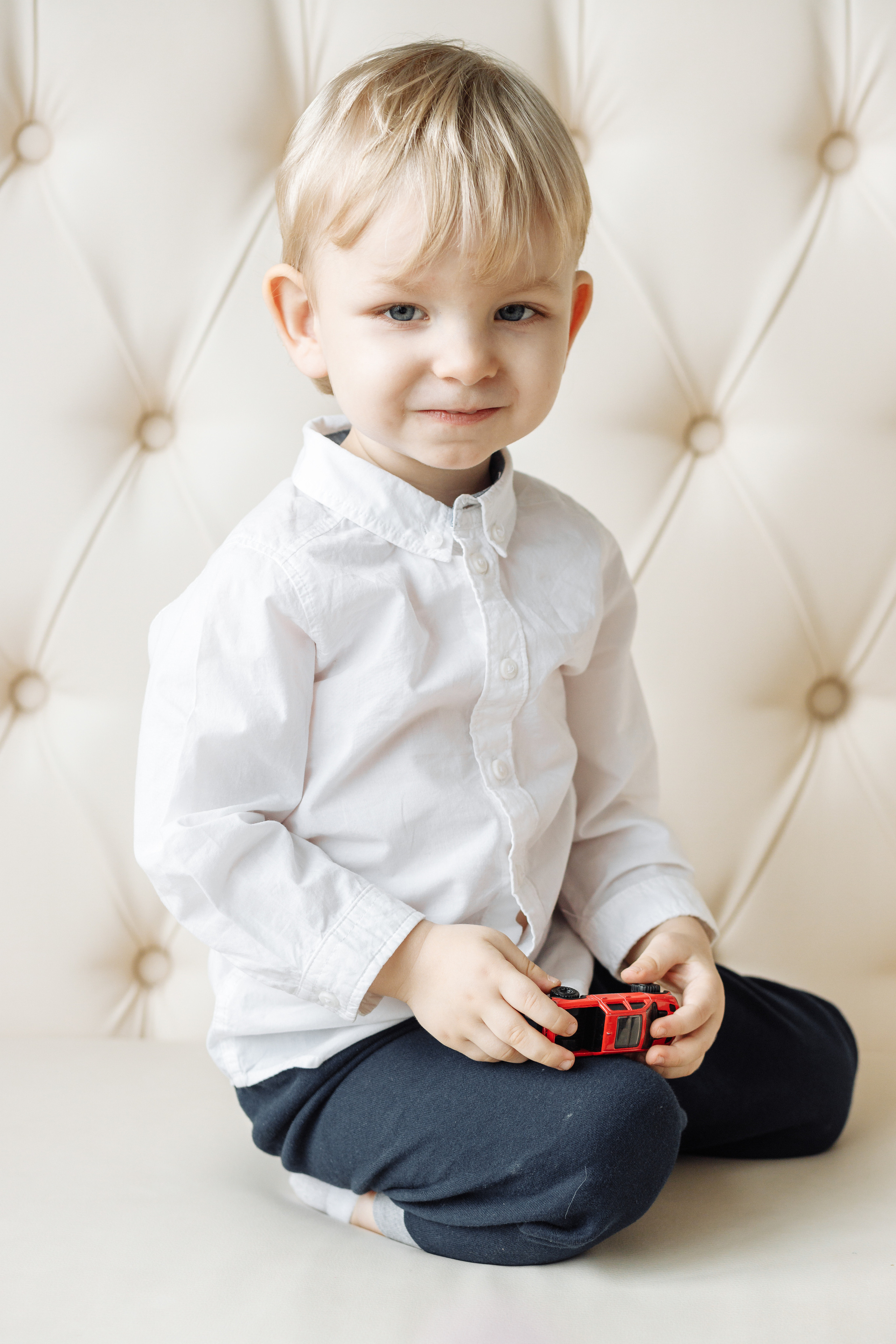 Трое в студии. Свадебный и портретный фотограф в Королёве Сергей Чихарев