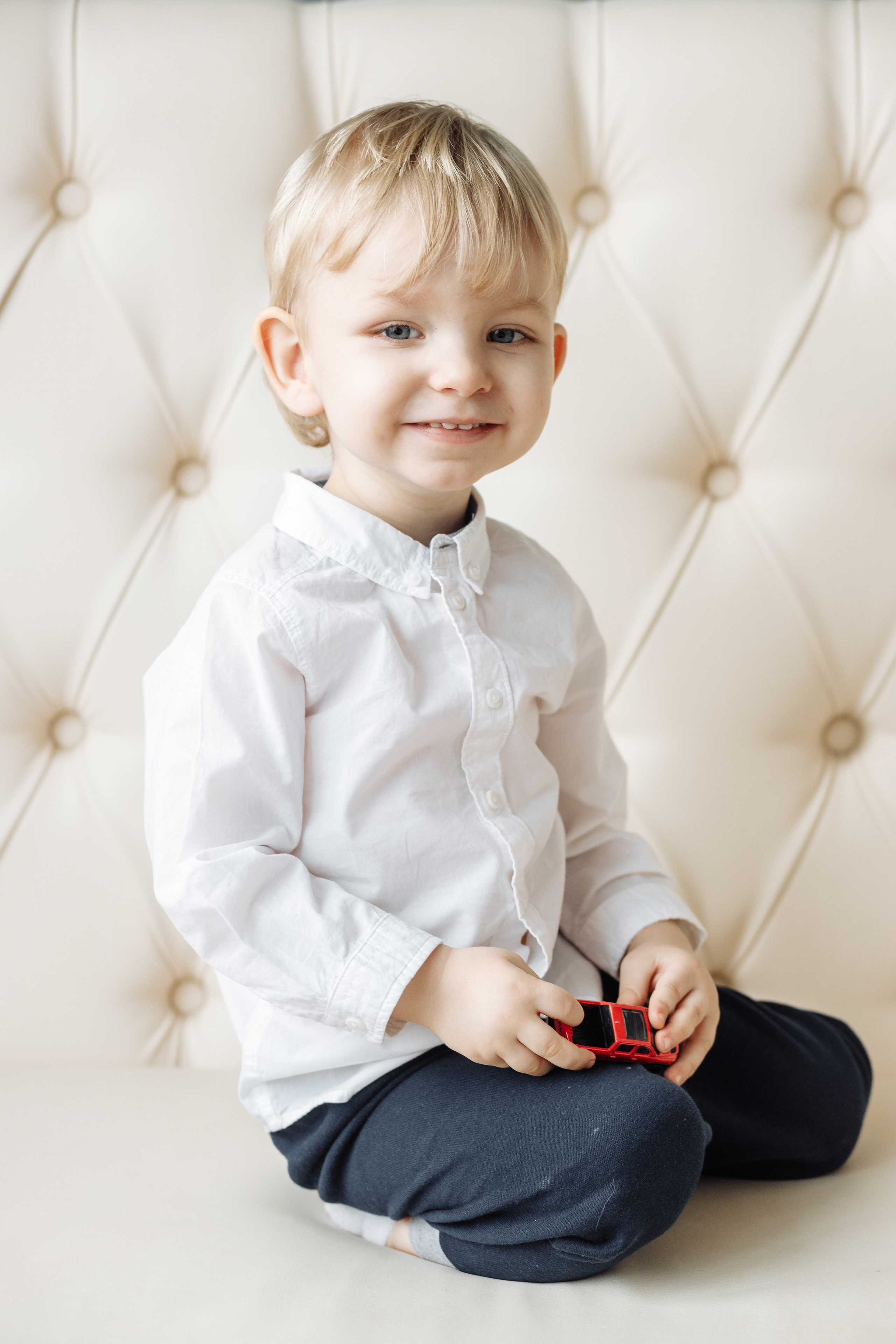 Трое в студии. Свадебный и портретный фотограф в Королёве Сергей Чихарев