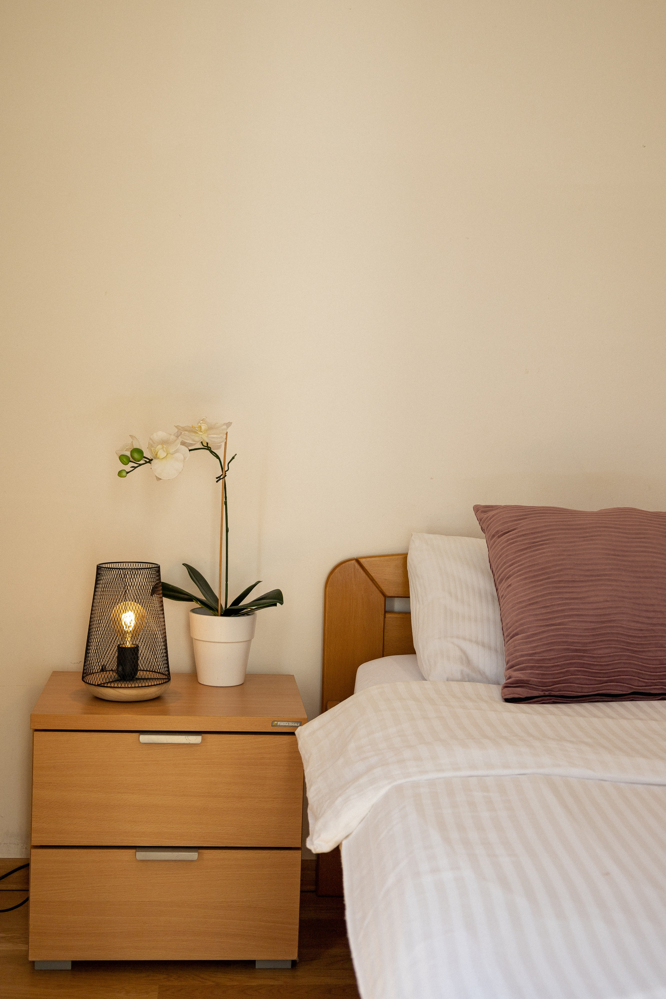 Private apartment for rent. Fotograf u Crnoj Gori-porodično fotografisanje sa djecom, lovestory, nekretnine