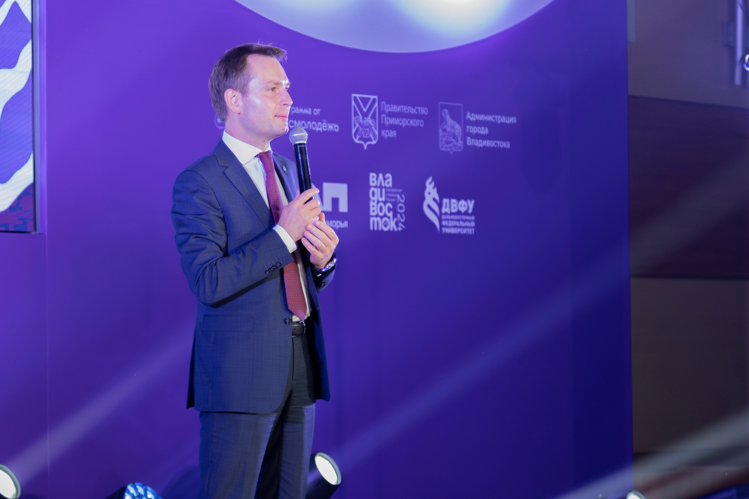 Всероссийский конкурс Проводники смыслов. Репортажный и портретный фотограф в Владивостоке