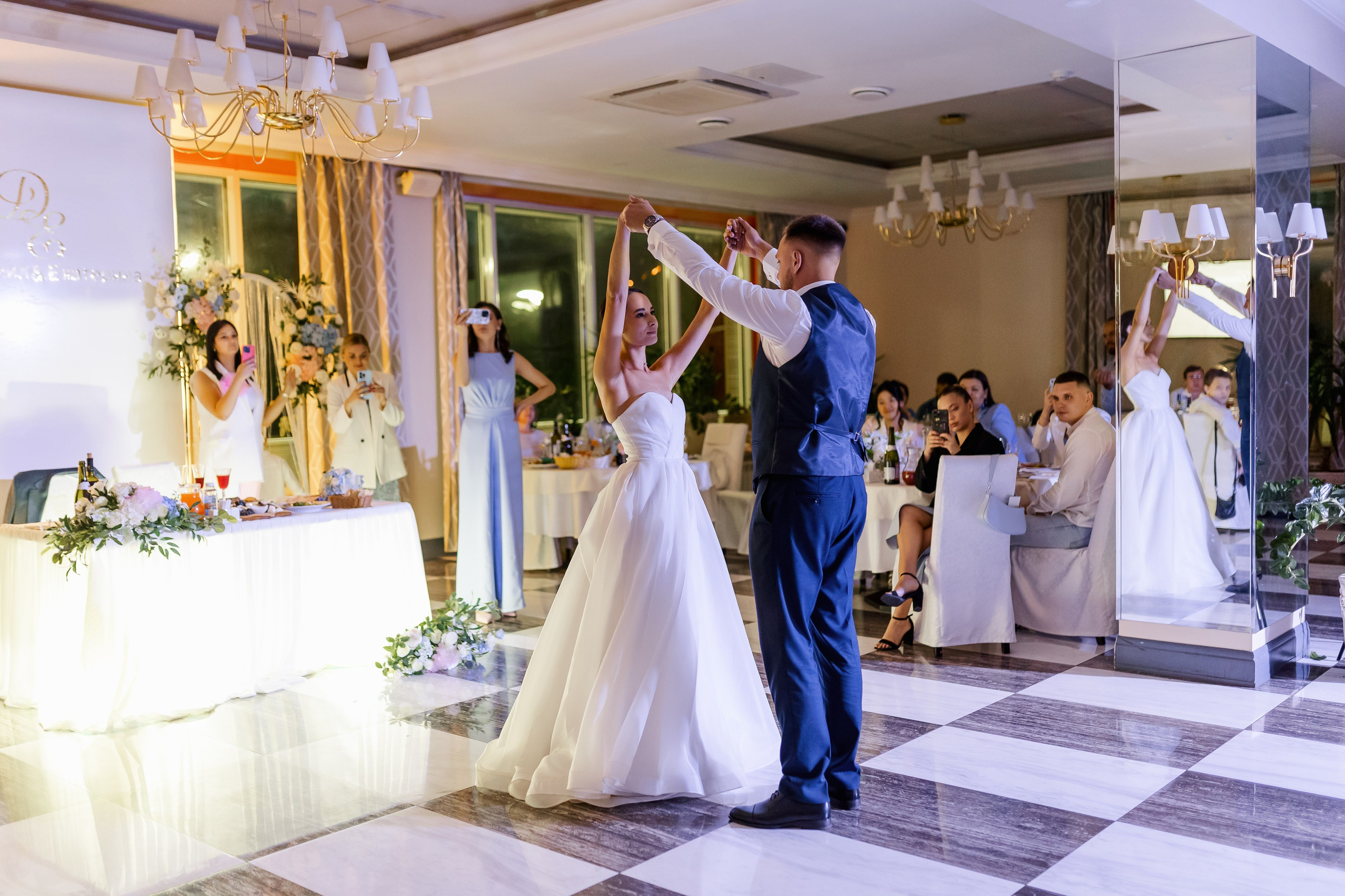 Данил и Екатерина. Sopka. Выездная регистрация. Свадебный фотограф в Хабаровске