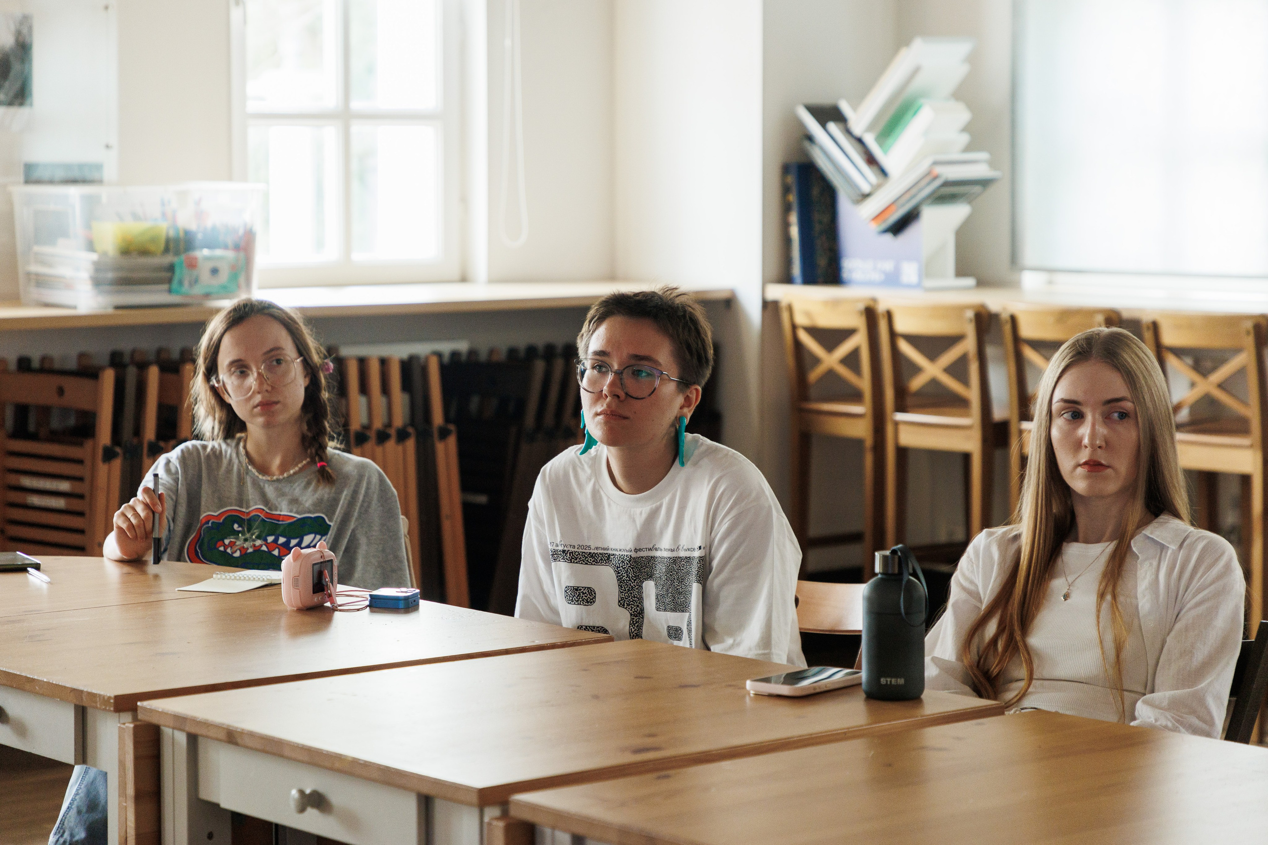 Книжный фестиваль «Смены» в Выксе 2025. Фотограф городских и семейных событий Артем Карпухин