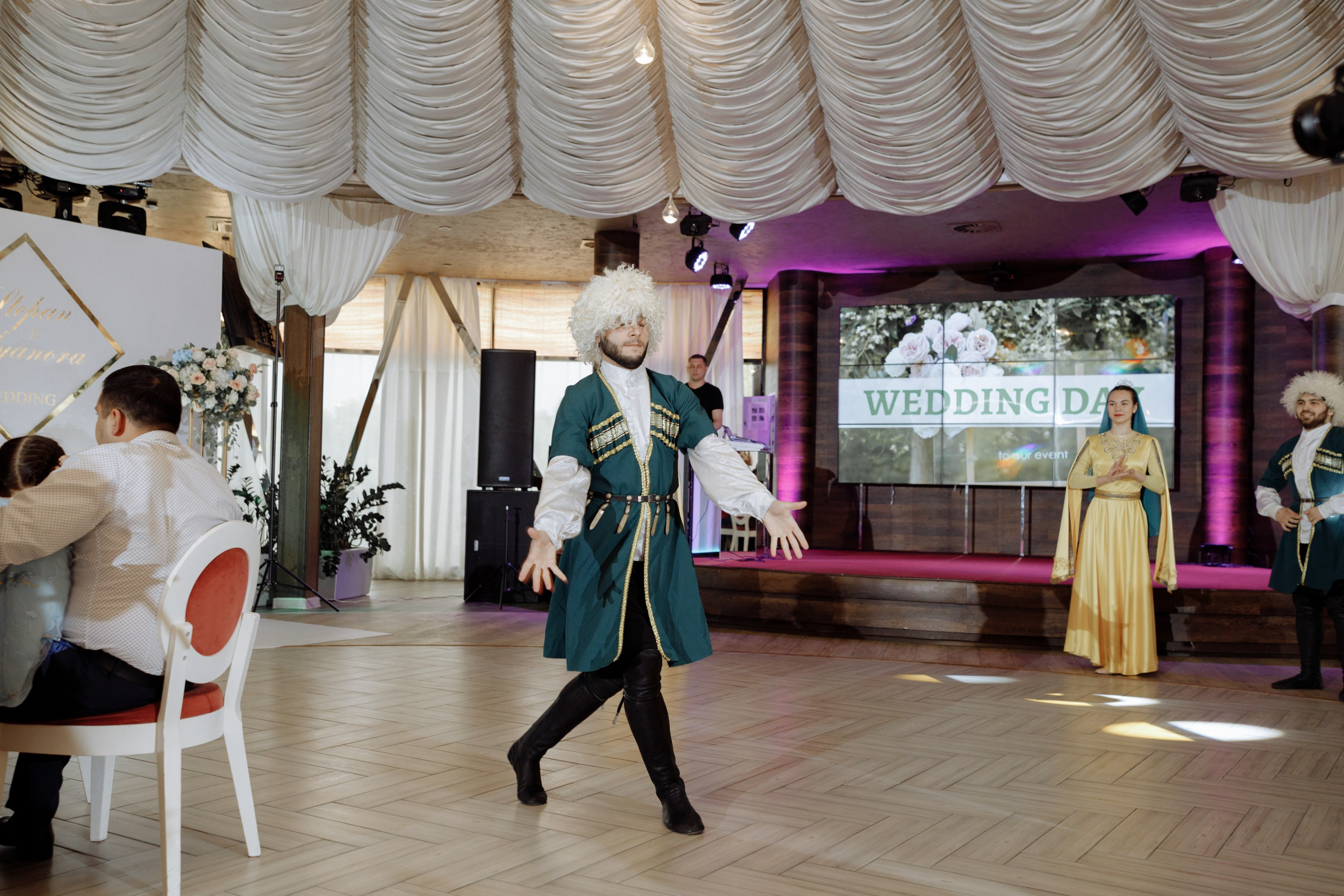 Степан и Элянора (полный день). Свадебный фотограф