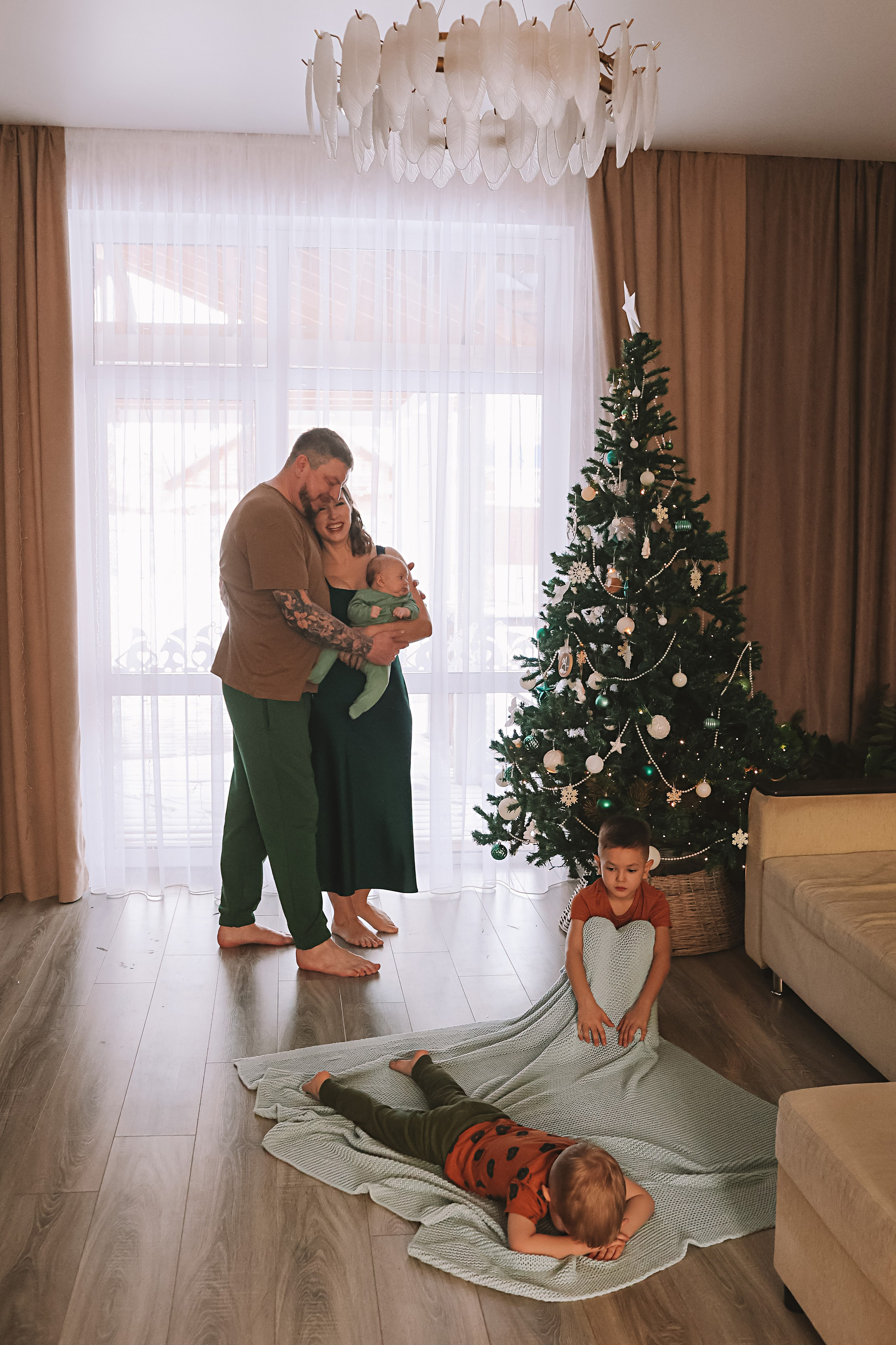 Команда. Семейный фотограф Тюмень, фотограф на роды Салмина Мария