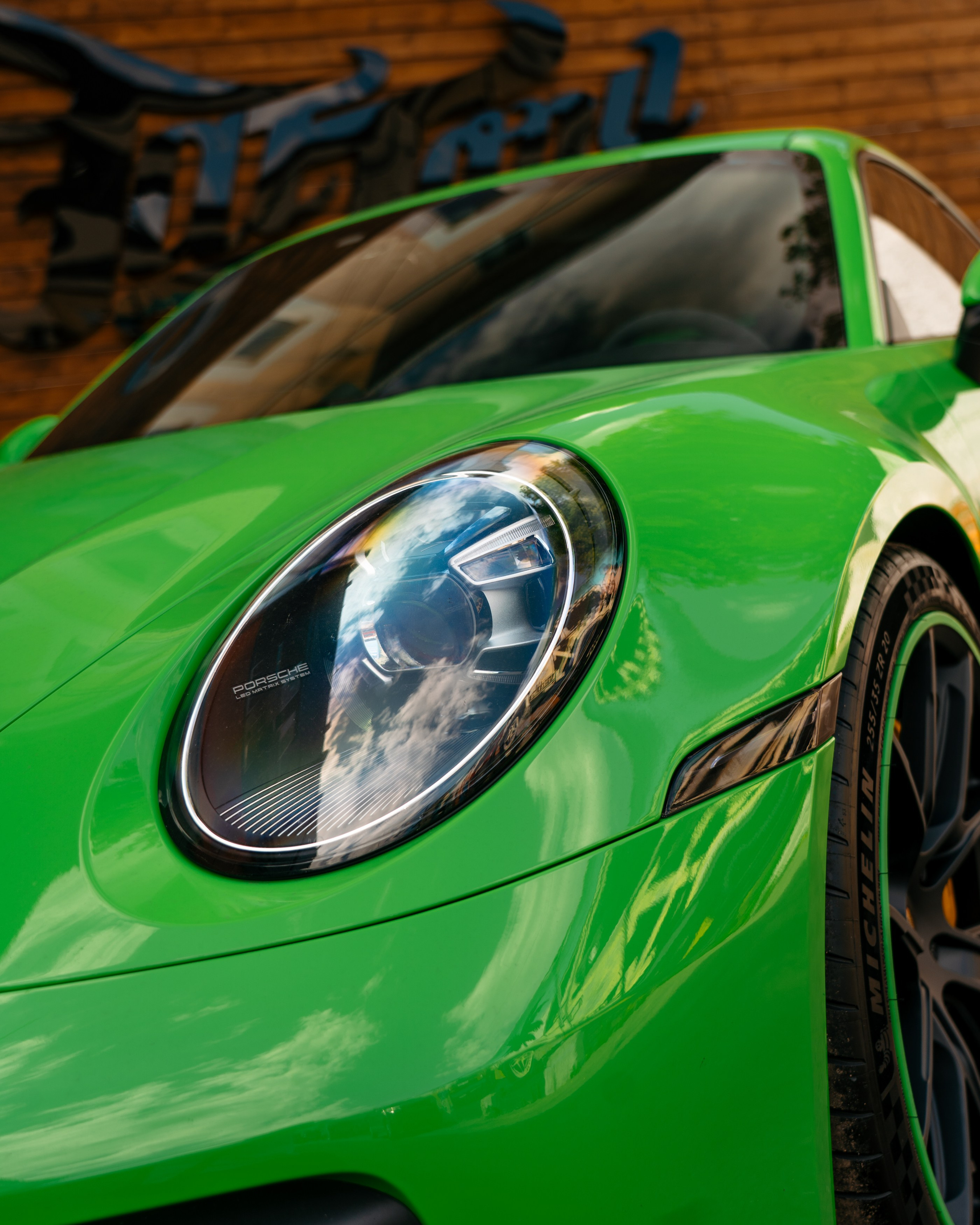 Porsche 911 замена дисков после перегрева и замена колодок. DeLorein