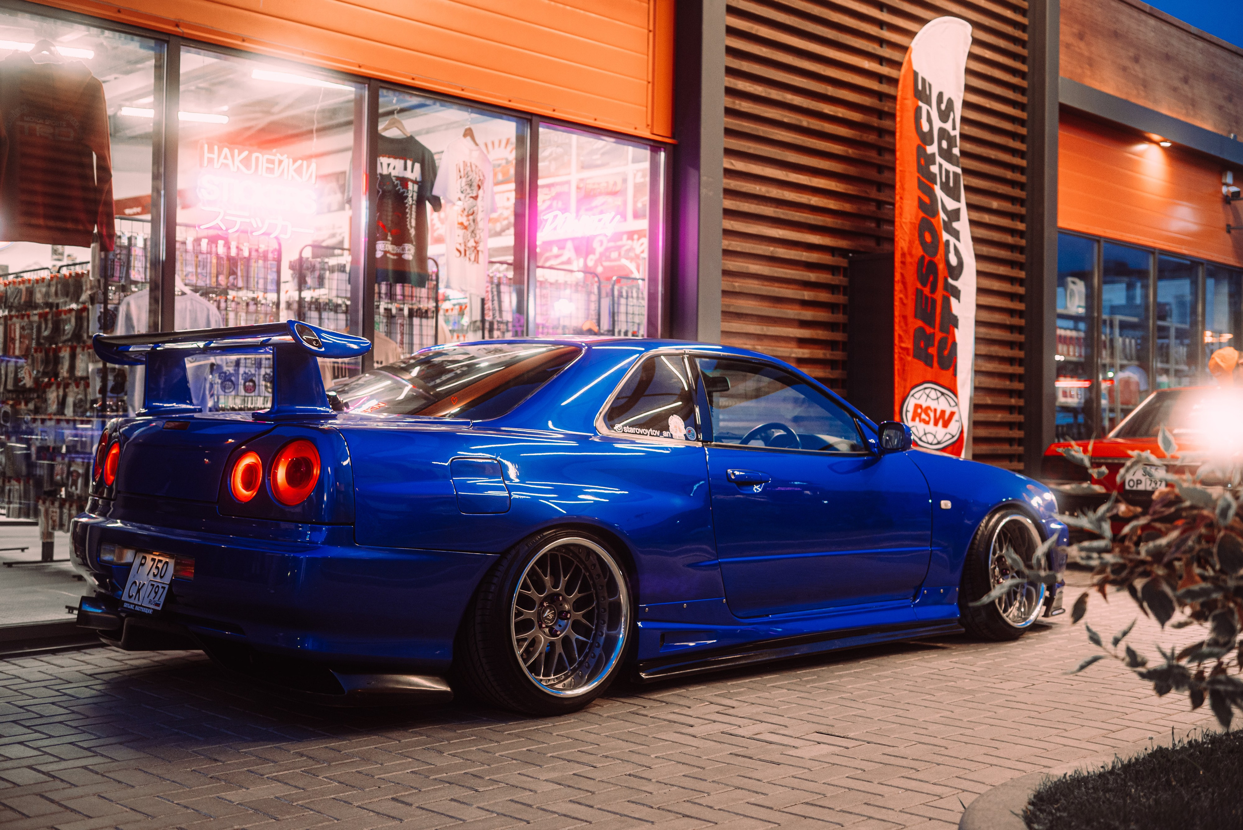 Downfly 9 июля 2025. DeLorein