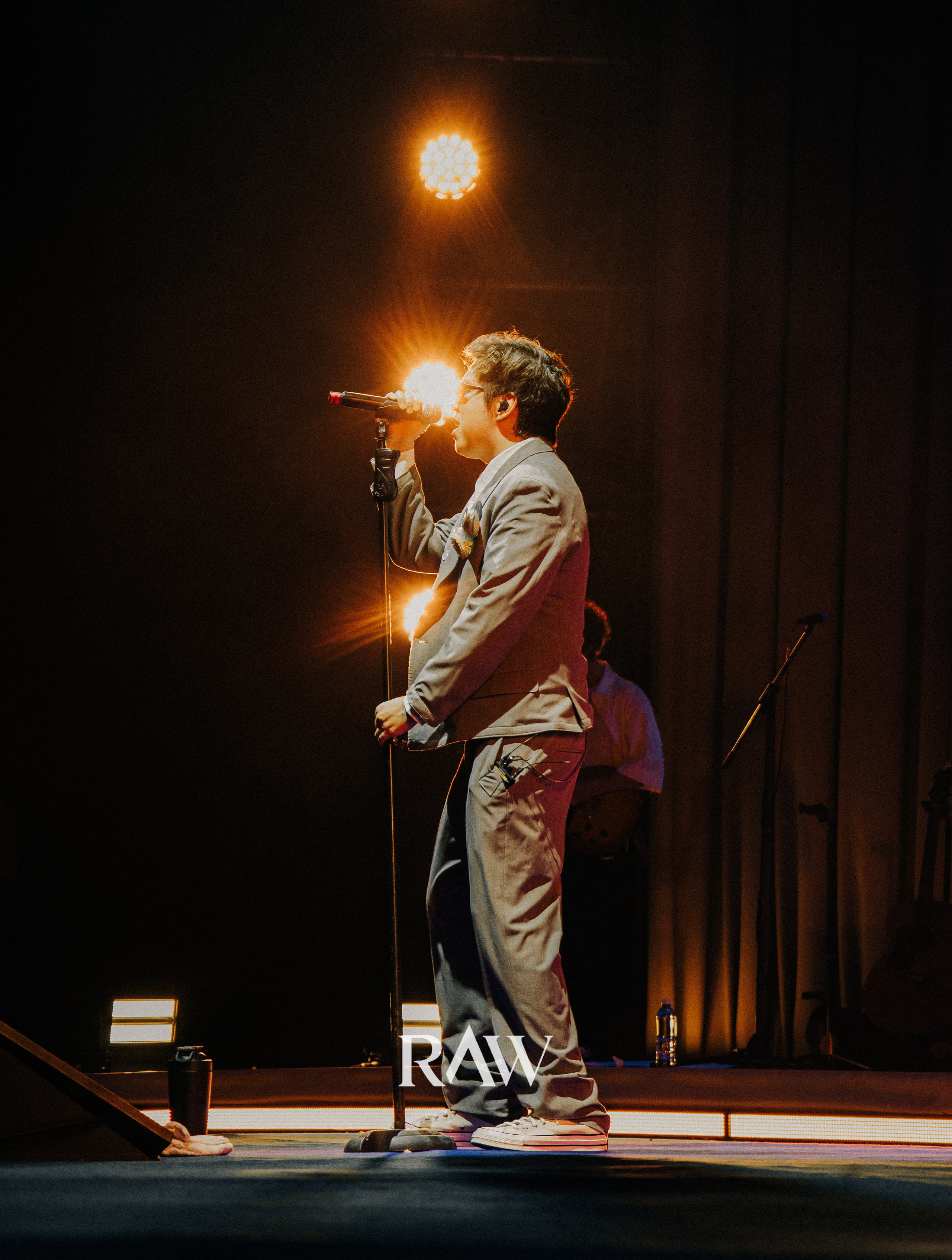 M'Dee Solo Concert. Maksiimiliano Raw фотограф Алматы