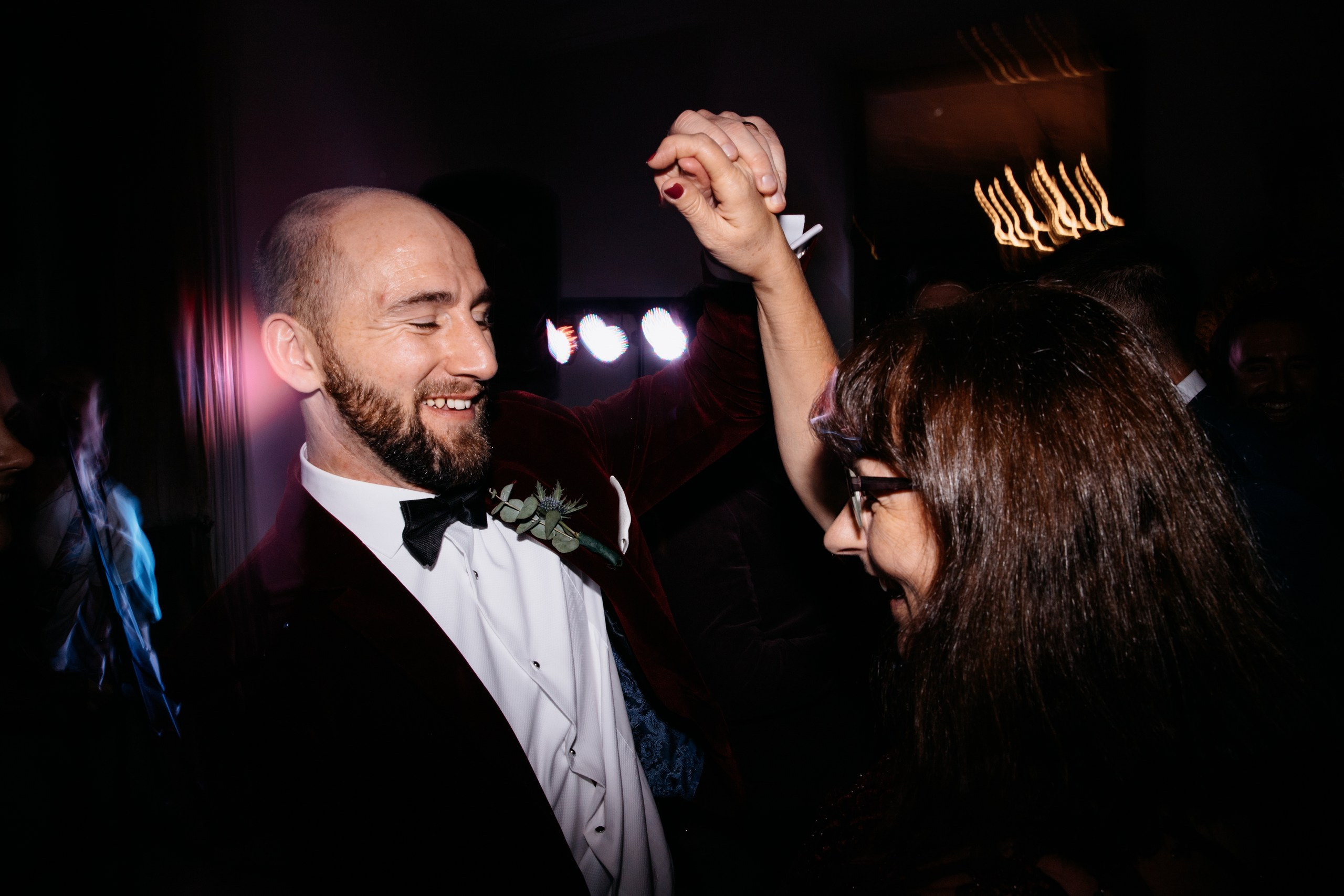 Hartsfield Manor Wedding. Moments Catchers — Wedding Photography & Video Duo in London