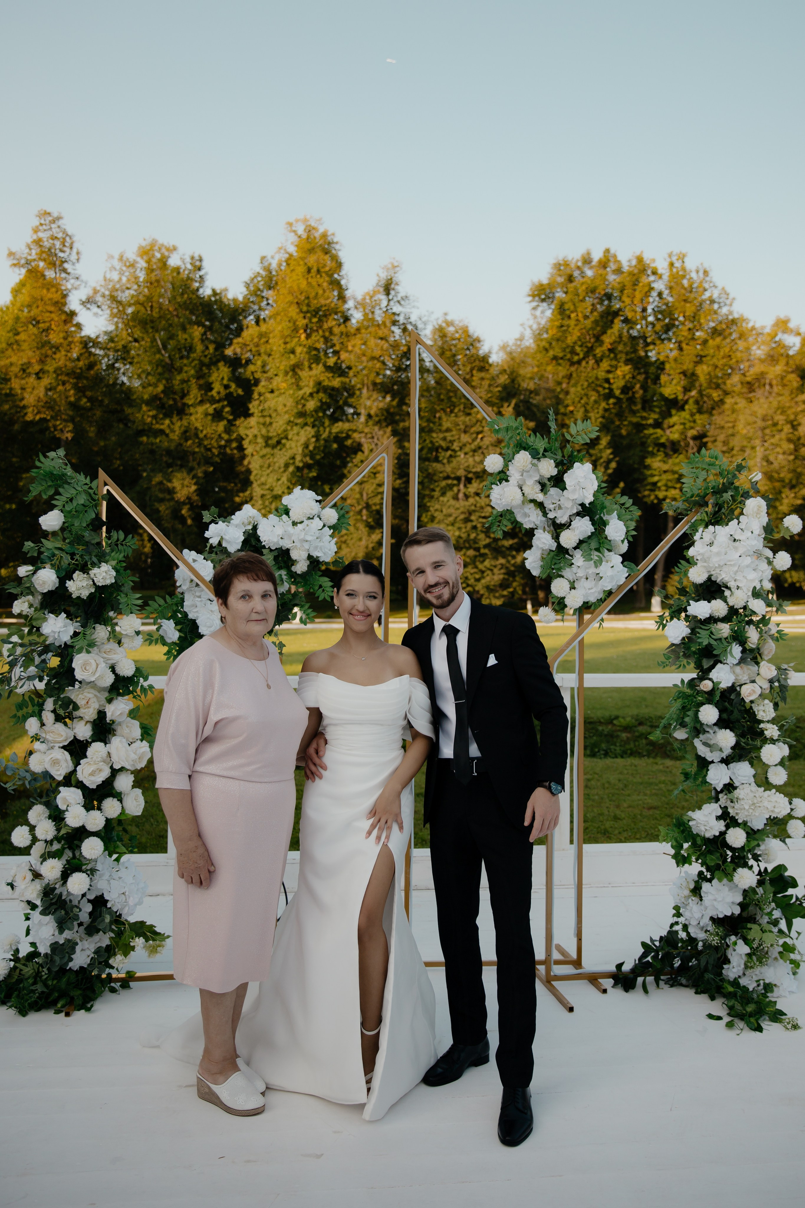 31.08.2024. RETOUCH-HOUSE