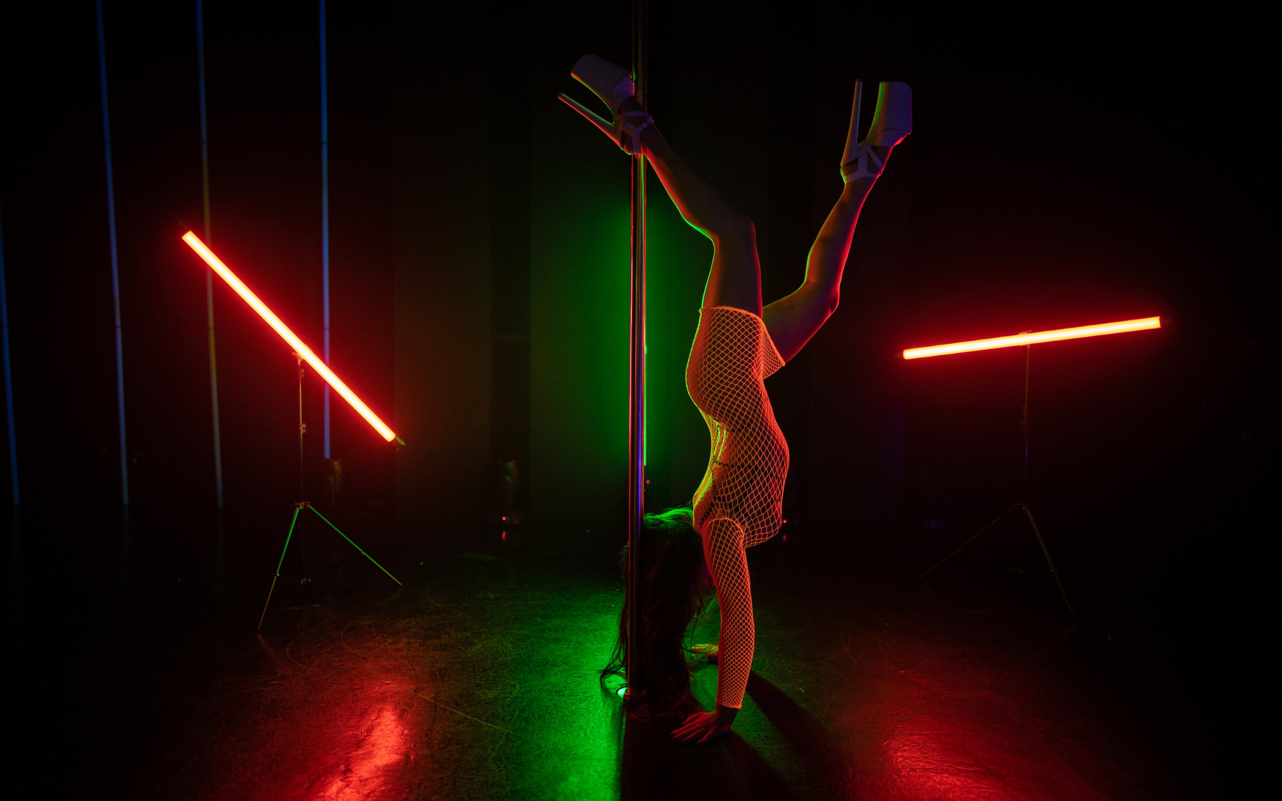 Pole dance. Oborin Sergey — портретный и свадебный фотограф