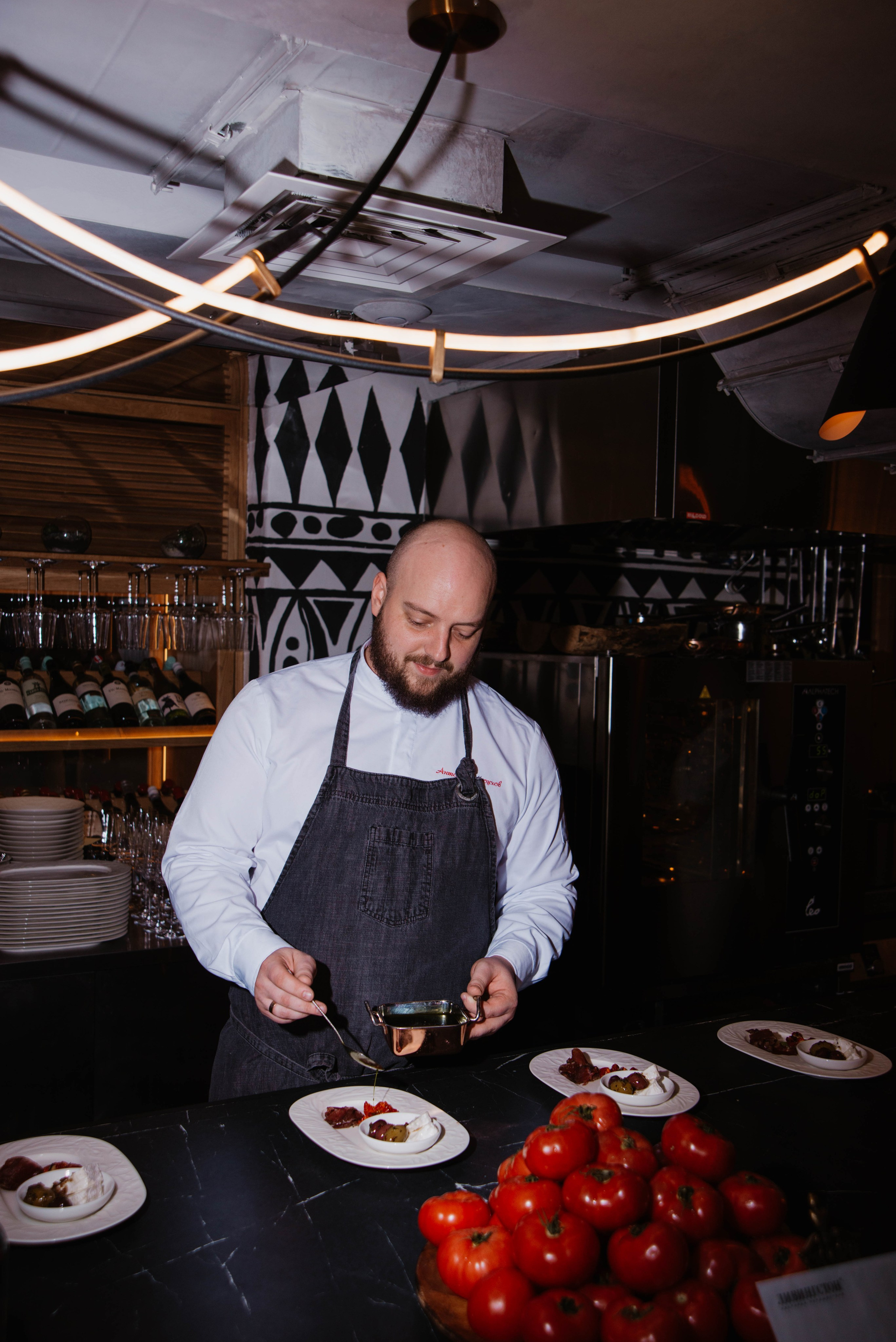 Шеф-тейбл в ресторане Ливингстон. Ксения Glossa. Портретный и репортажный фотограф в Самаре