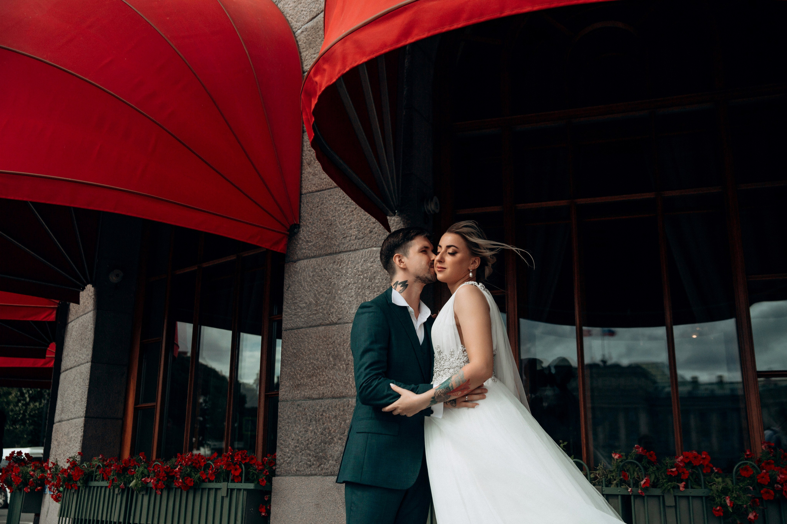 Неоновая свадьба. Свадебный фотограф в Санкт-Петербурге Вика Стукачева