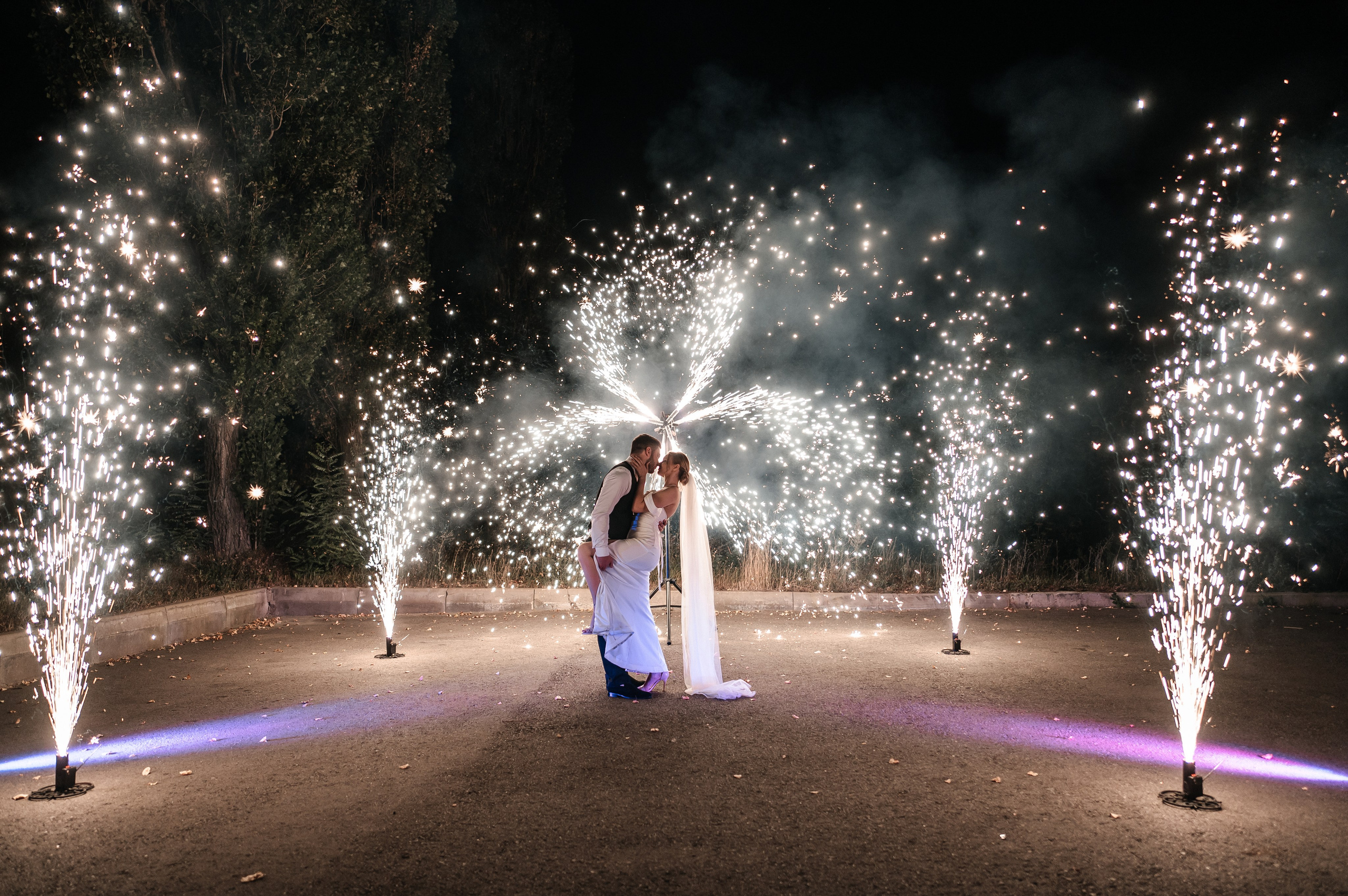 Даниил и Валерия. Черная утка. Полный день. Фотограф Екатерина Бочарникова