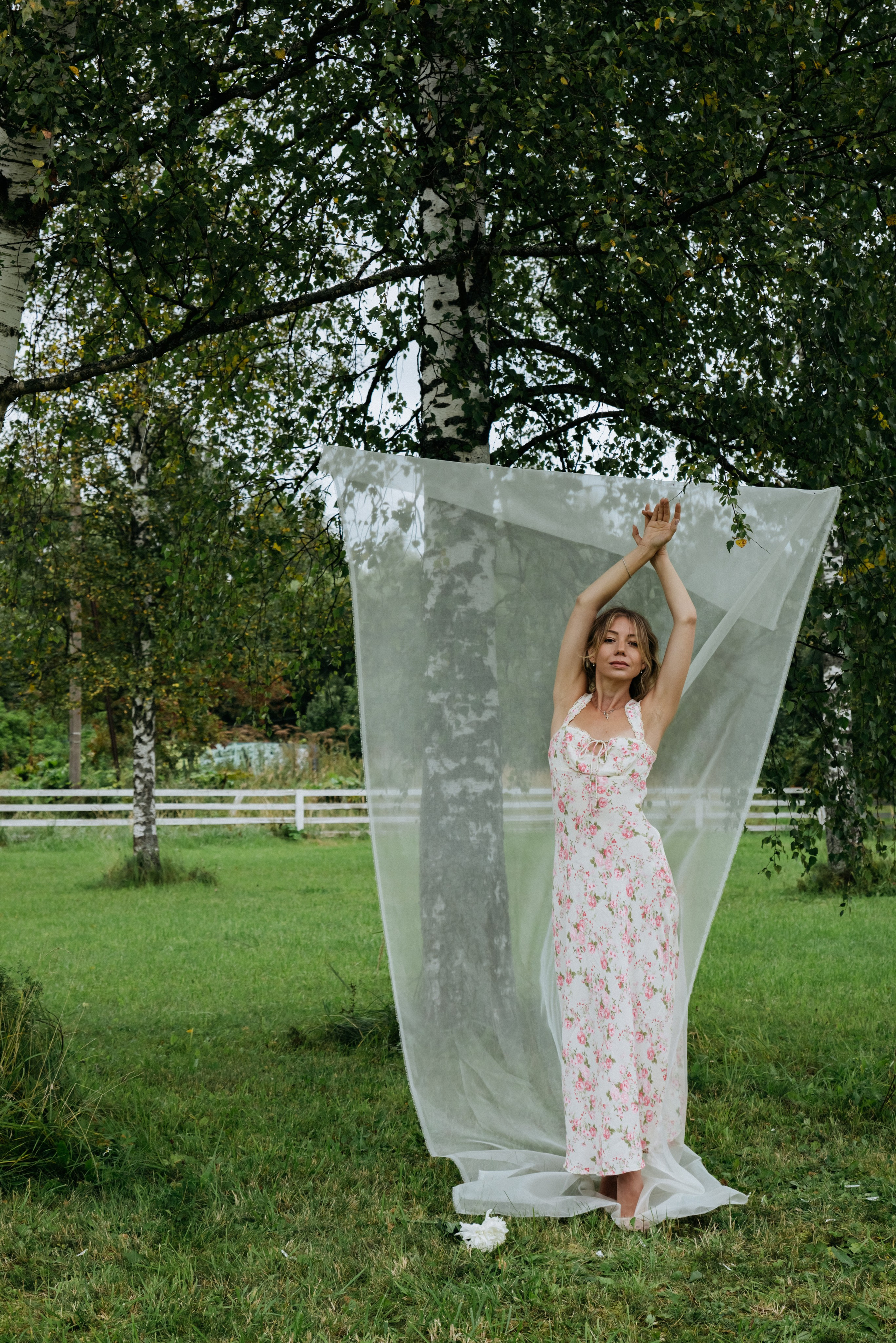 Индивидуальная фотосессия в парке. Профессиональный фотограф в Твери Иванова Юлия