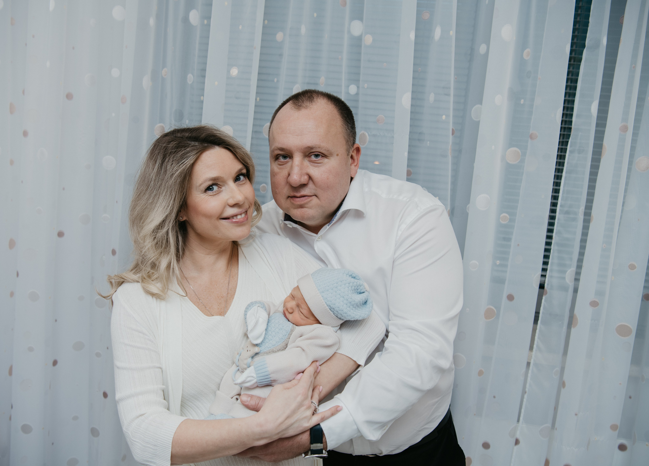 Выписка малыша. Мать и дитя в Лапино. Фотограф на выписку из роддома в Москве и МО