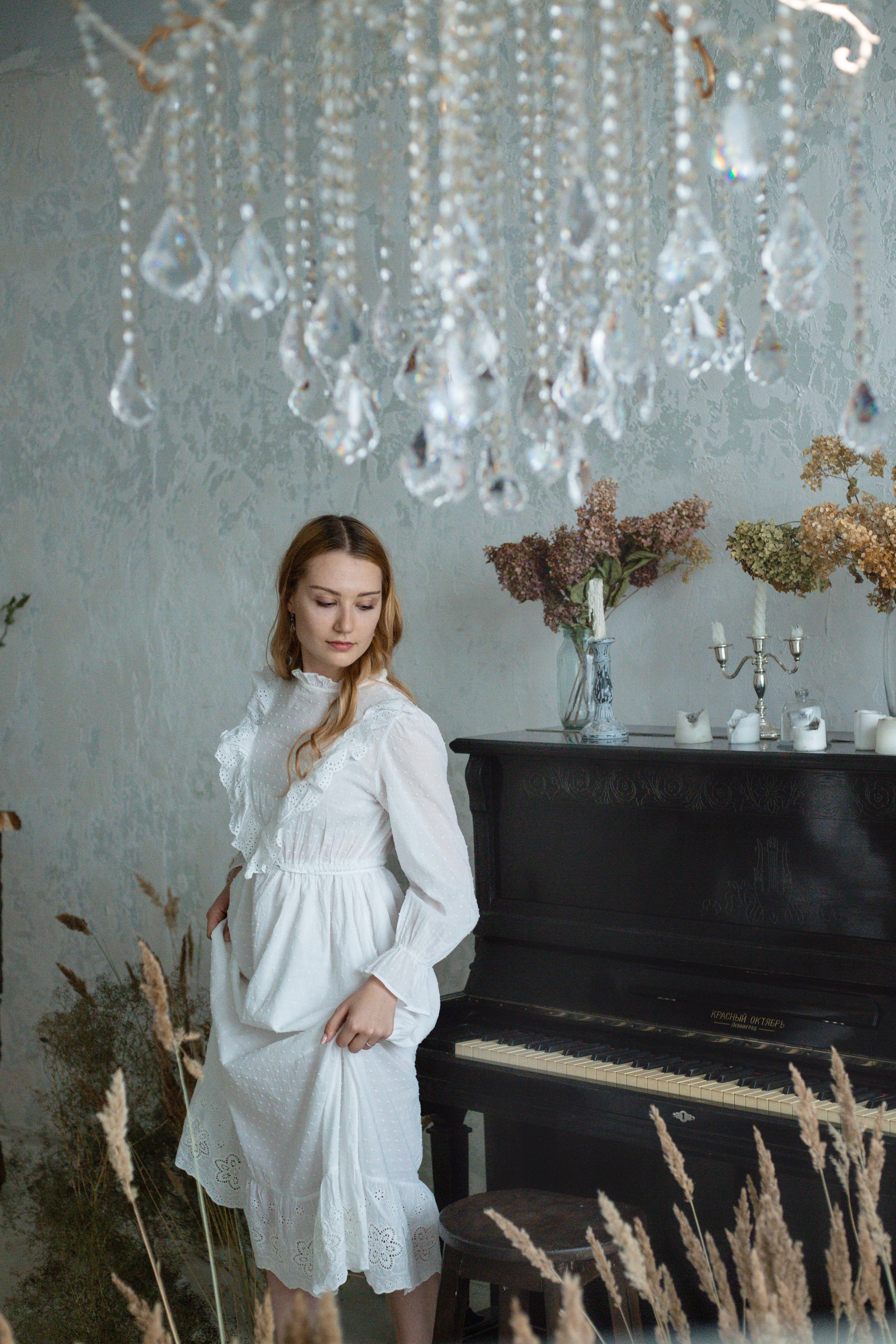 Мария в винтажном зале. Фотограф в Новосибирске Краснова Евгения