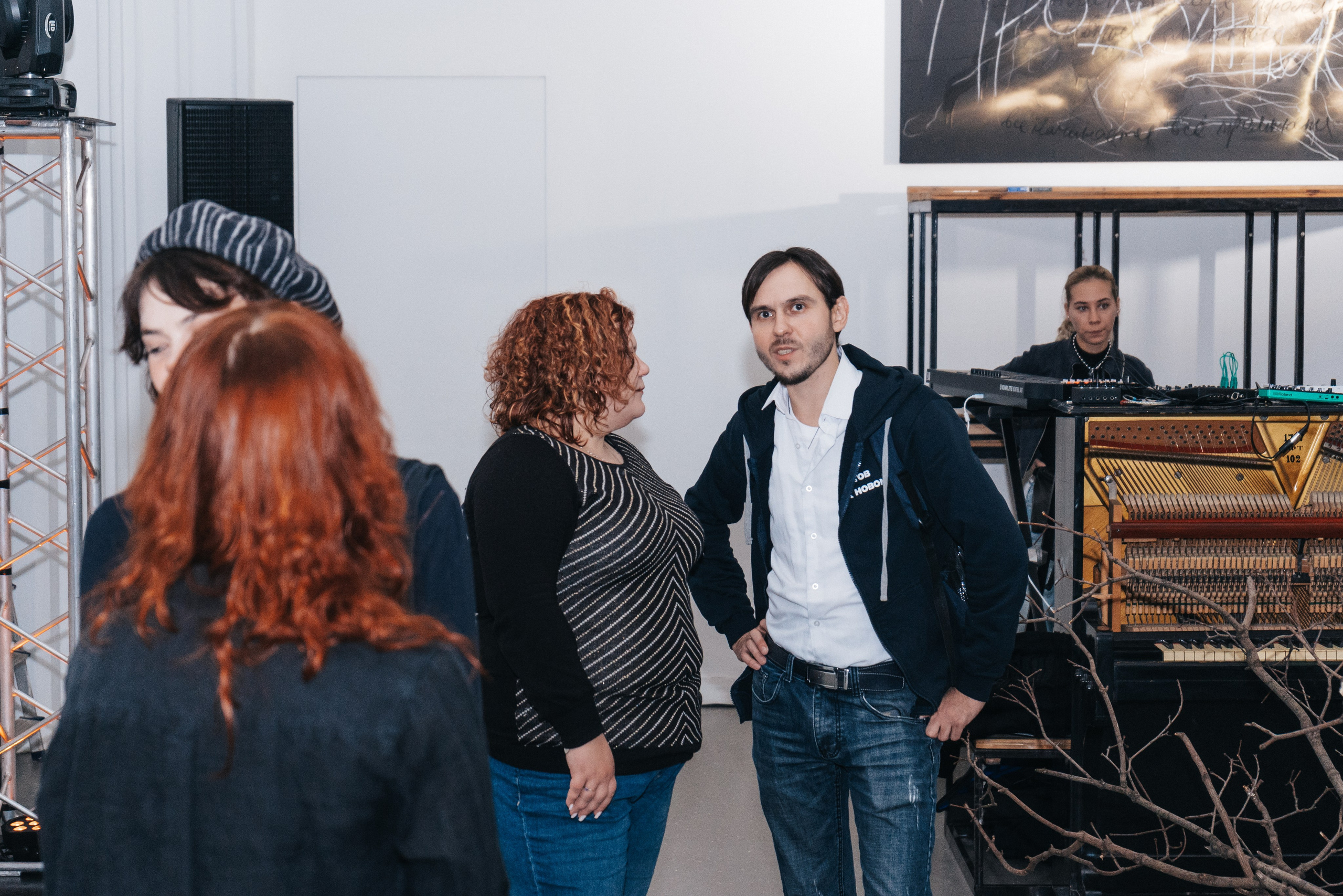 Выставка Юрия Литарова. Всё рождается. Всё продолжается. Портретный фотограф Нижний Новгород