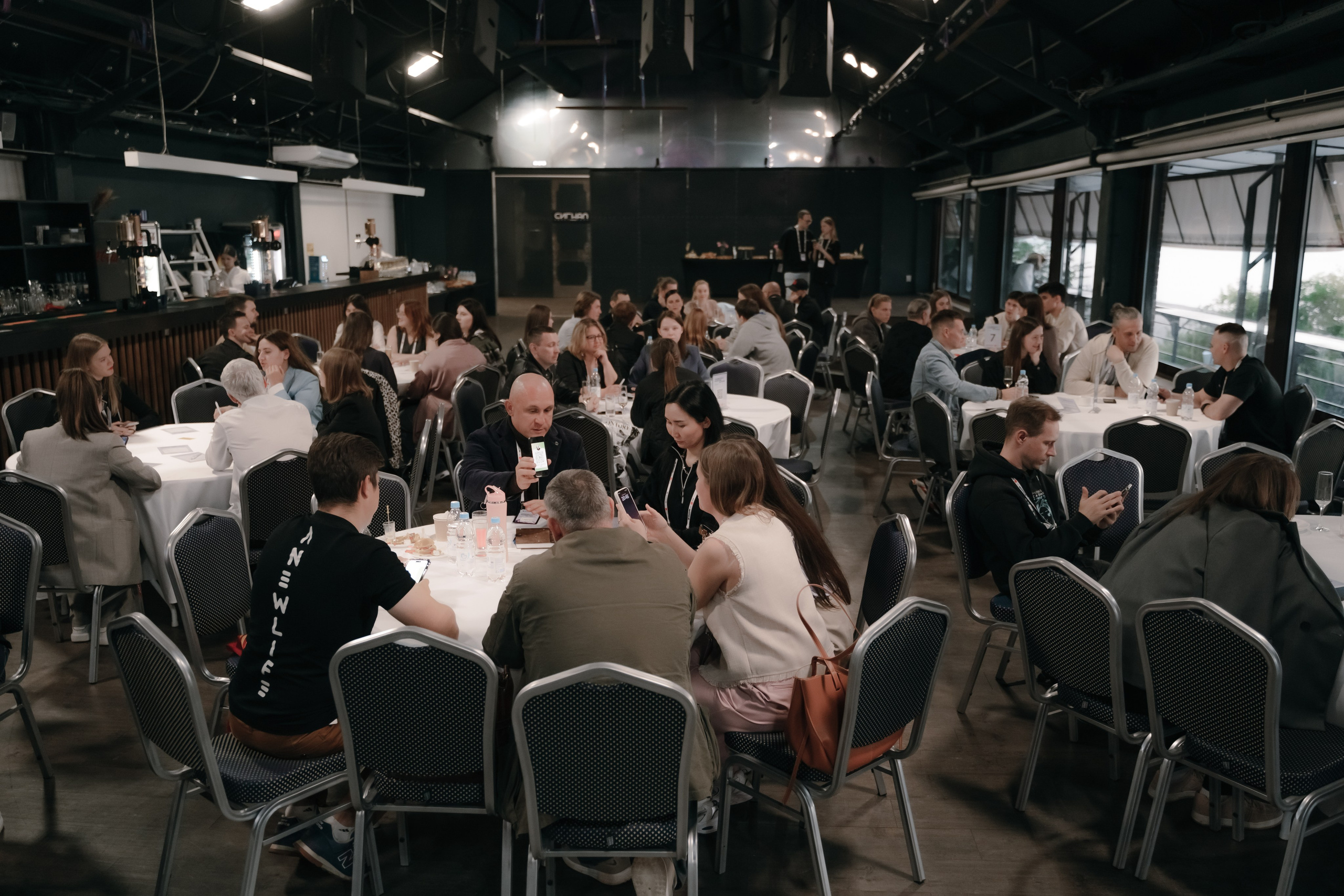 Репортажный фотограф конференция Vitamin.tools Самара. Фотограф Сергей Логинов