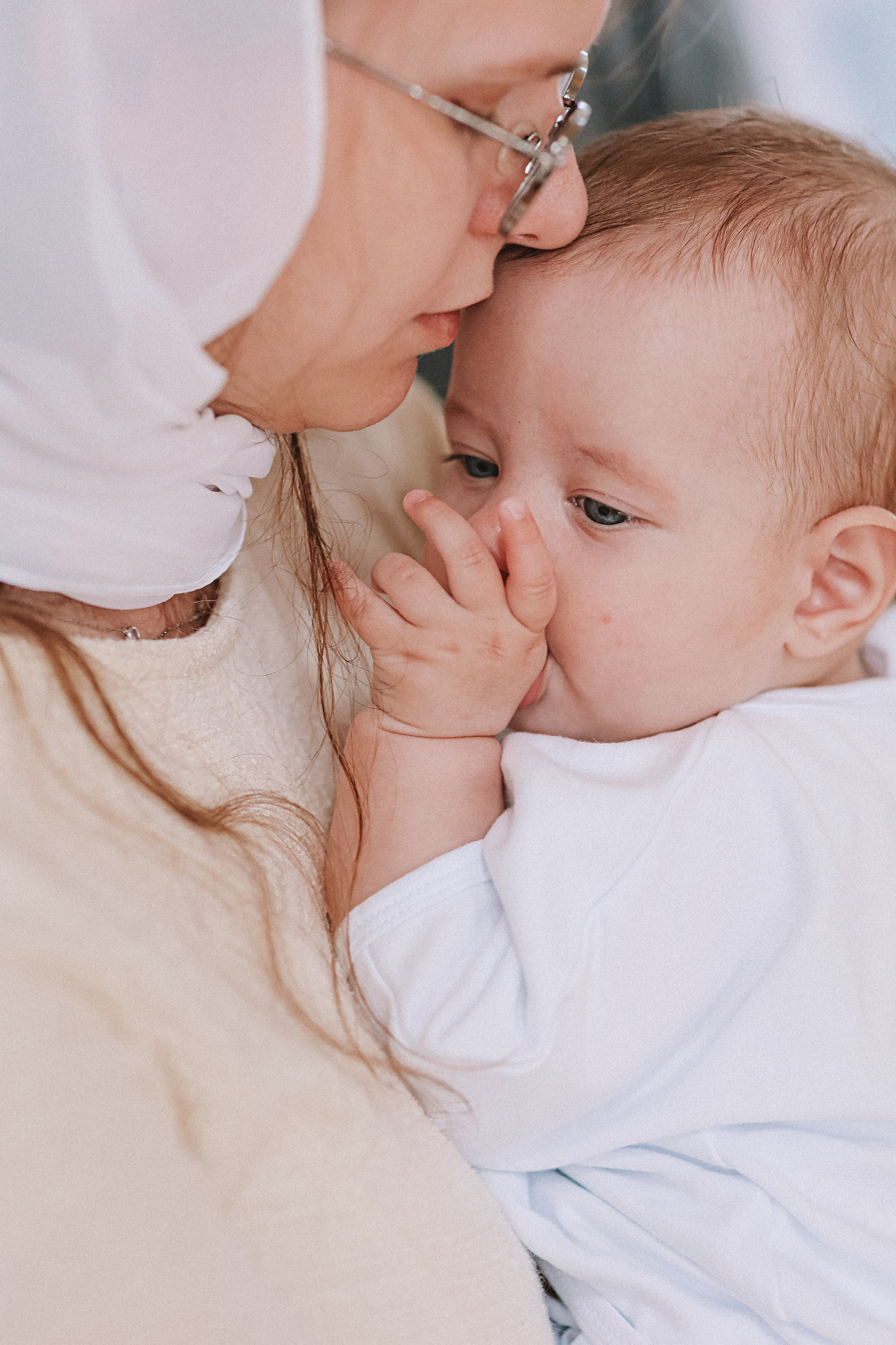 Крещение церковь около моста влюбленных. Семейный фотограф Тюмень, фотограф на роды Салмина Мария
