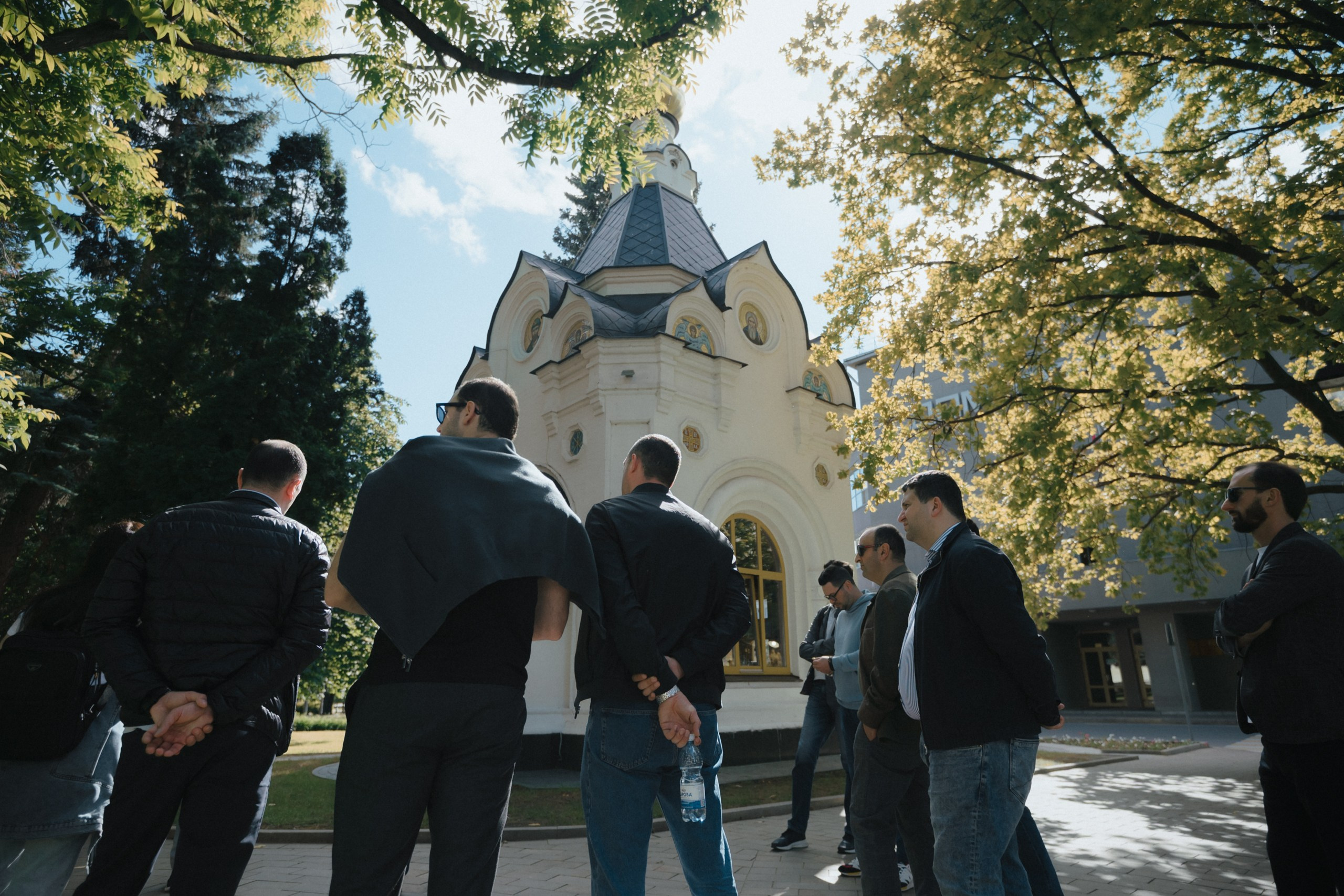 Корпоративы (сборник). Komonev