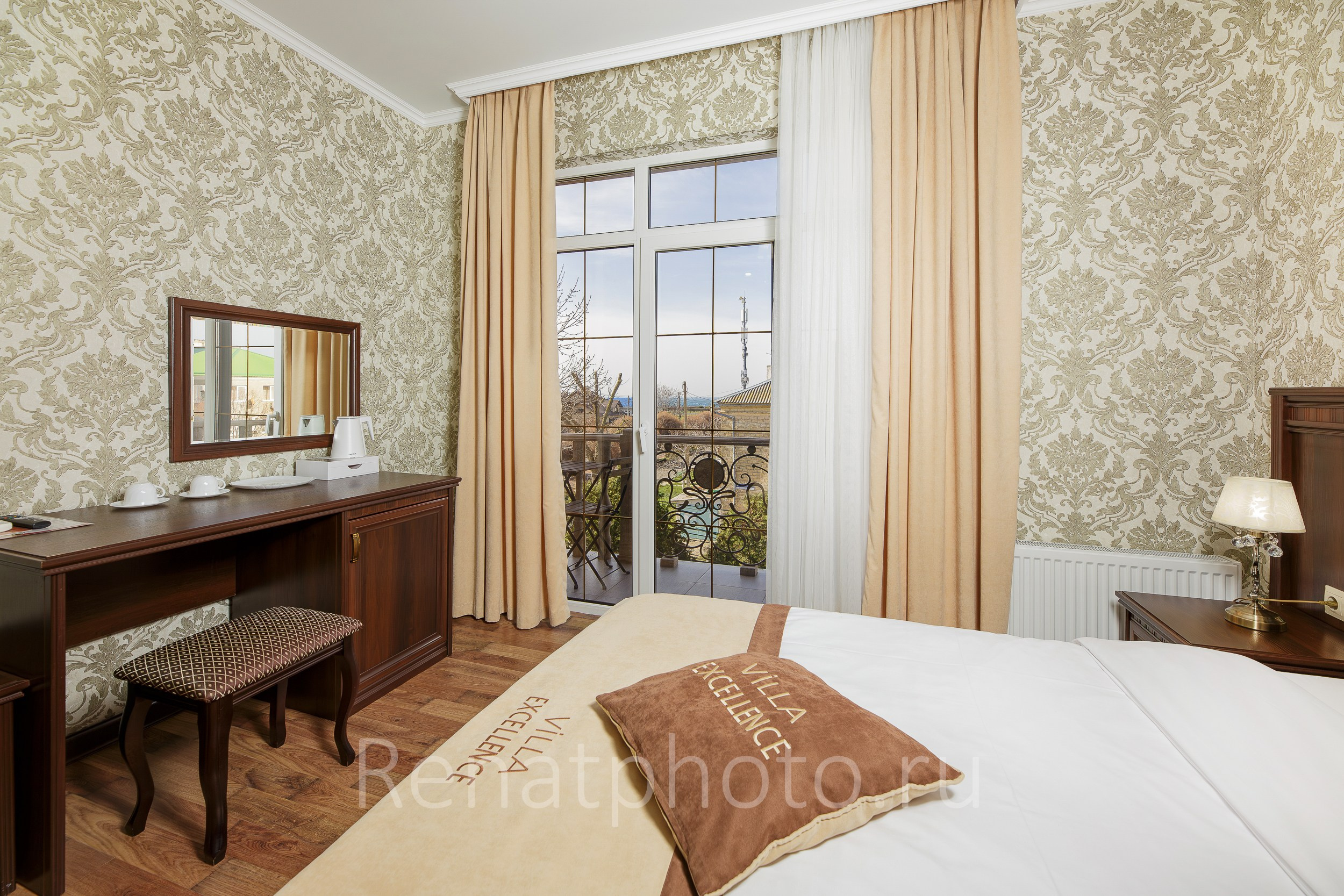 Отель «Вилла». Профессиональная фотосъёмка интерьеров, предметная фотосессия еды для меню г. Анапа