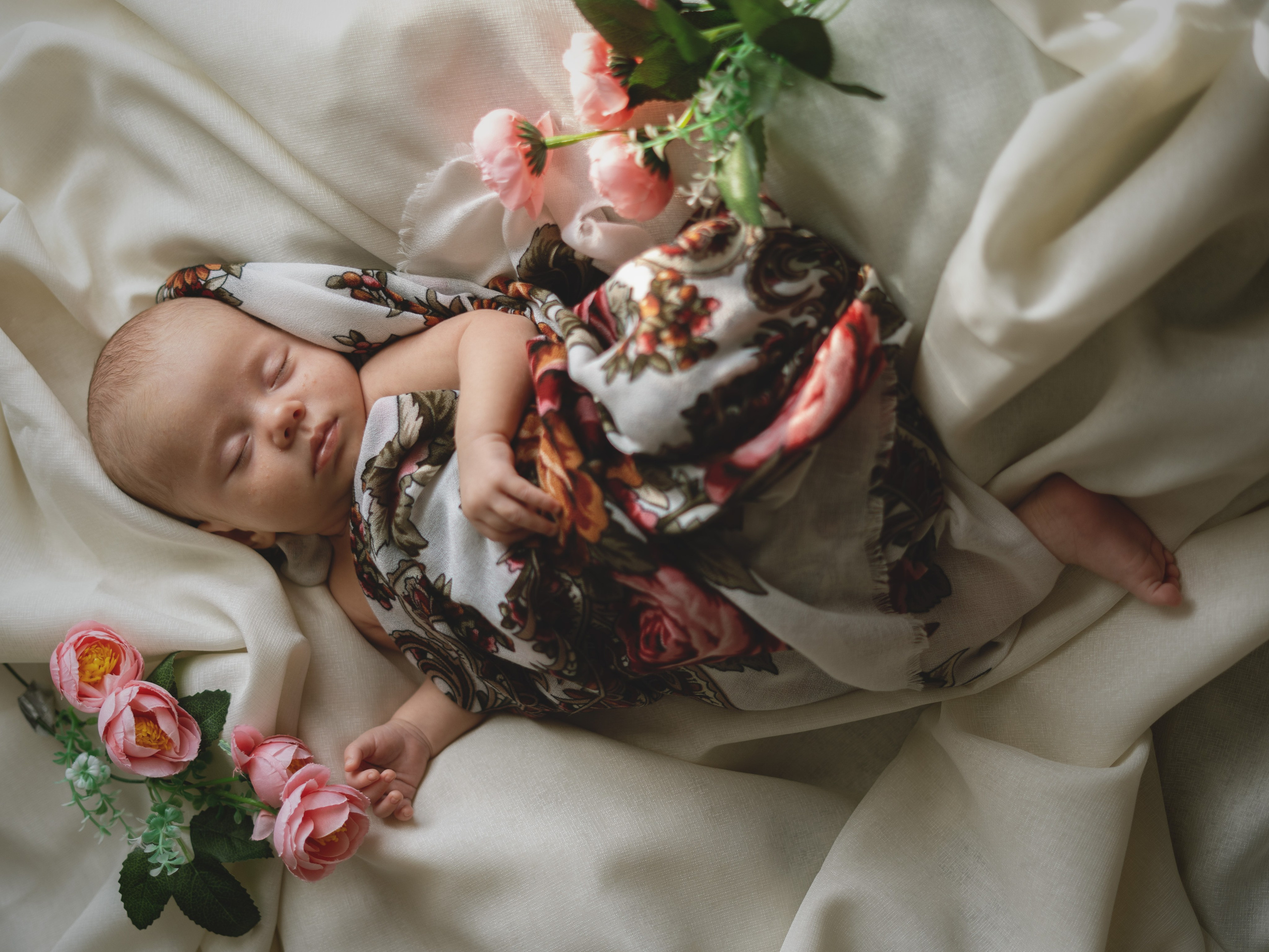 Newborn. Фотограф г. Ханты-Мансийск