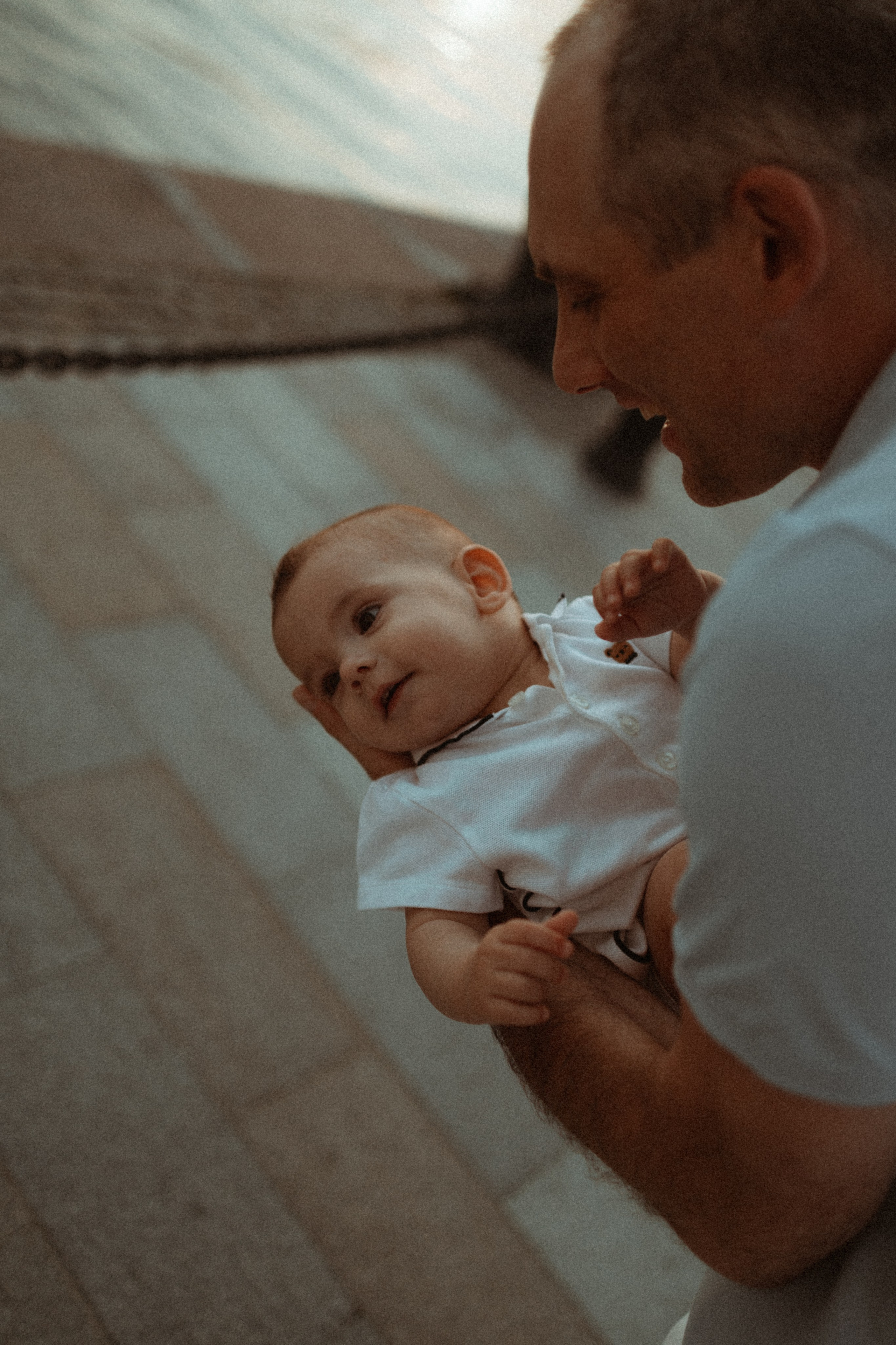 Прогулочная семейная фотосессия на Речном вокзале. Семейный фотограф в Москве и Люберцах Юлия Гуськова