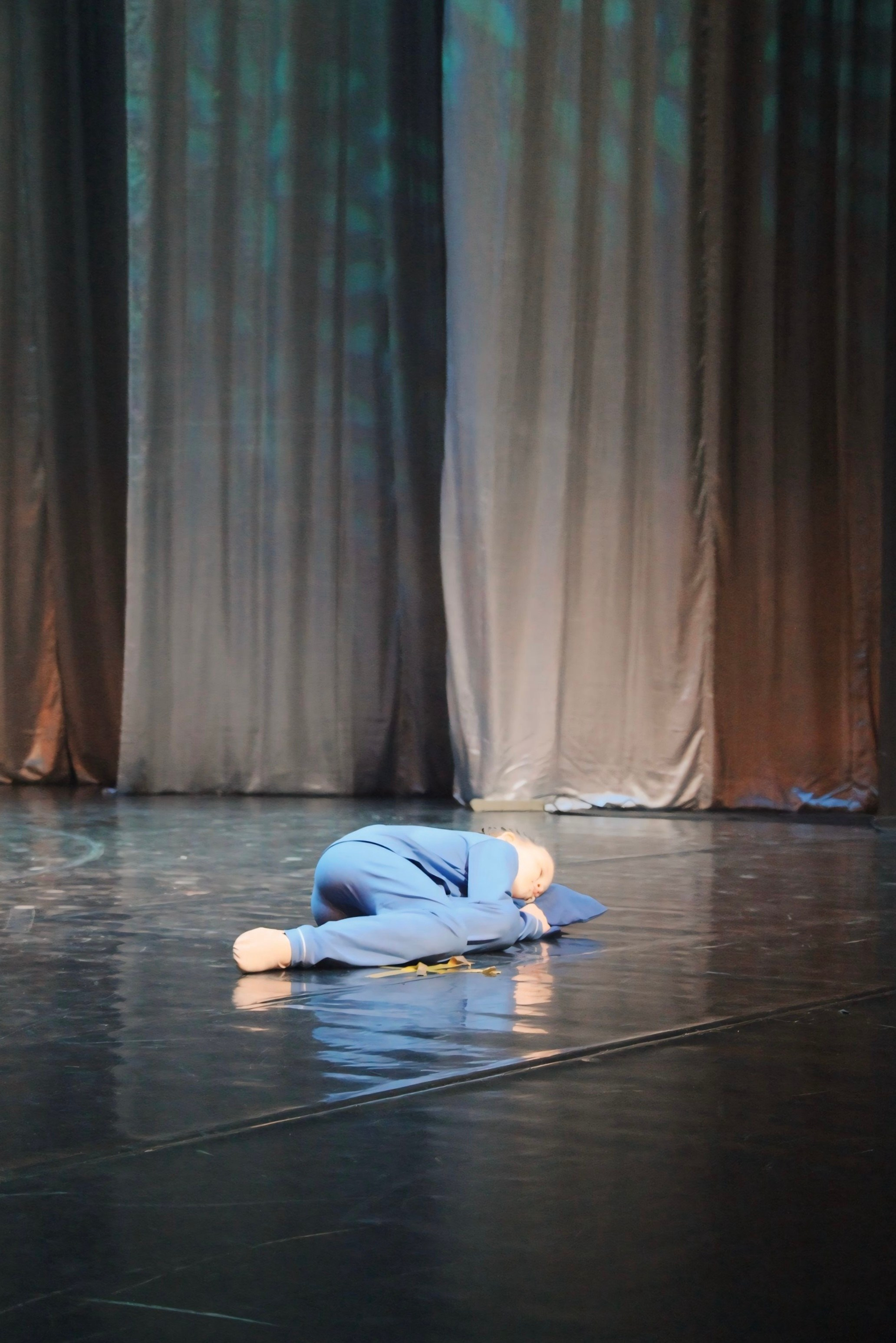 26 апреля, г. Астрахань. Золотое яблочко