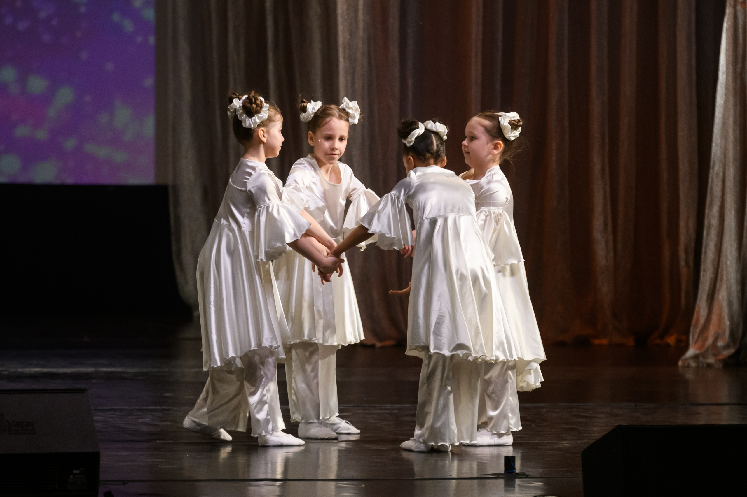 23 апреля, часть 2, БКЗ Октябрьский, г. Санкт-Петербург. Золотое яблочко