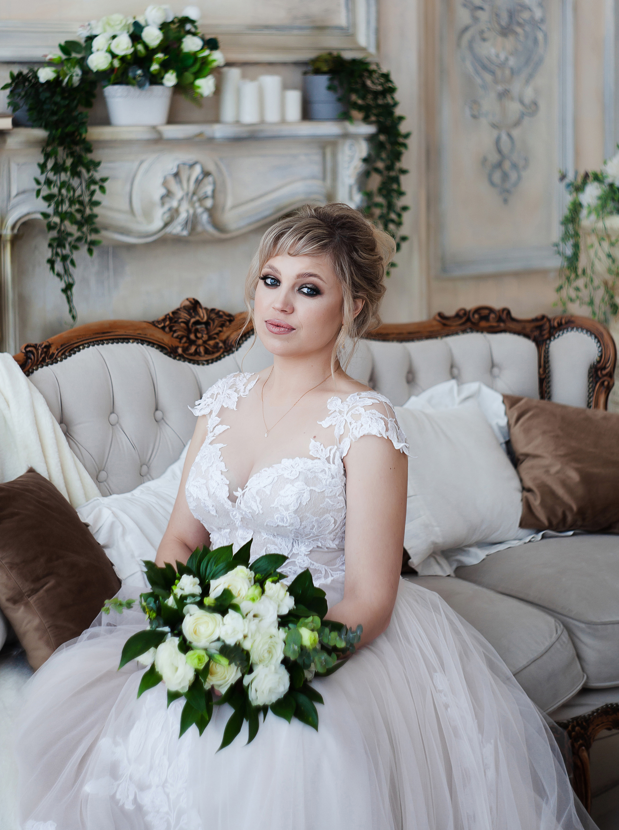 невеста, свадебное платье, фотограф Елизавета Сорокина, свадебный фотограф, фотограф на свадьбу, свадебный фотограф спб, фотограф на свадьбу спб, свадебный фотограф в санкт-петербурге, регистрация брака,свадебная фотосессия, фотостудия для свадьбы, образ невесты, свадебная прическа спб, свадебный макияж спб, сборы невесты, фотосессия сборов невесты