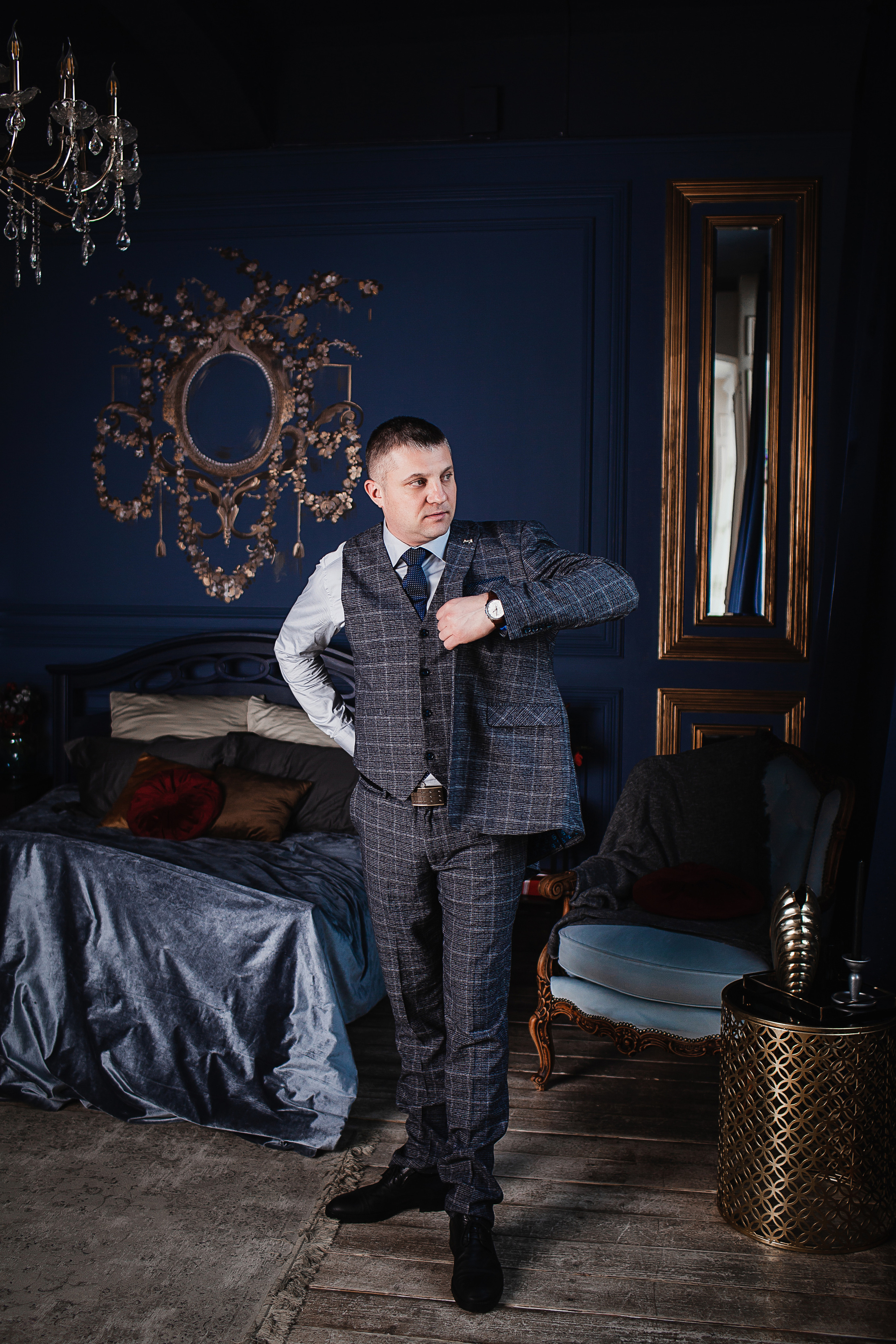  жених и невеста, костюм жениха, фотограф Елизавета Сорокина, свадебный фотограф, фотограф на свадьбу, свадебный фотограф спб, фотограф на свадьбу спб, свадебный фотограф в санкт-петербурге, регистрация брака, свадебная фотосессия, фотостудия для свадьбы, свадебная прическа спб, сборы жениха