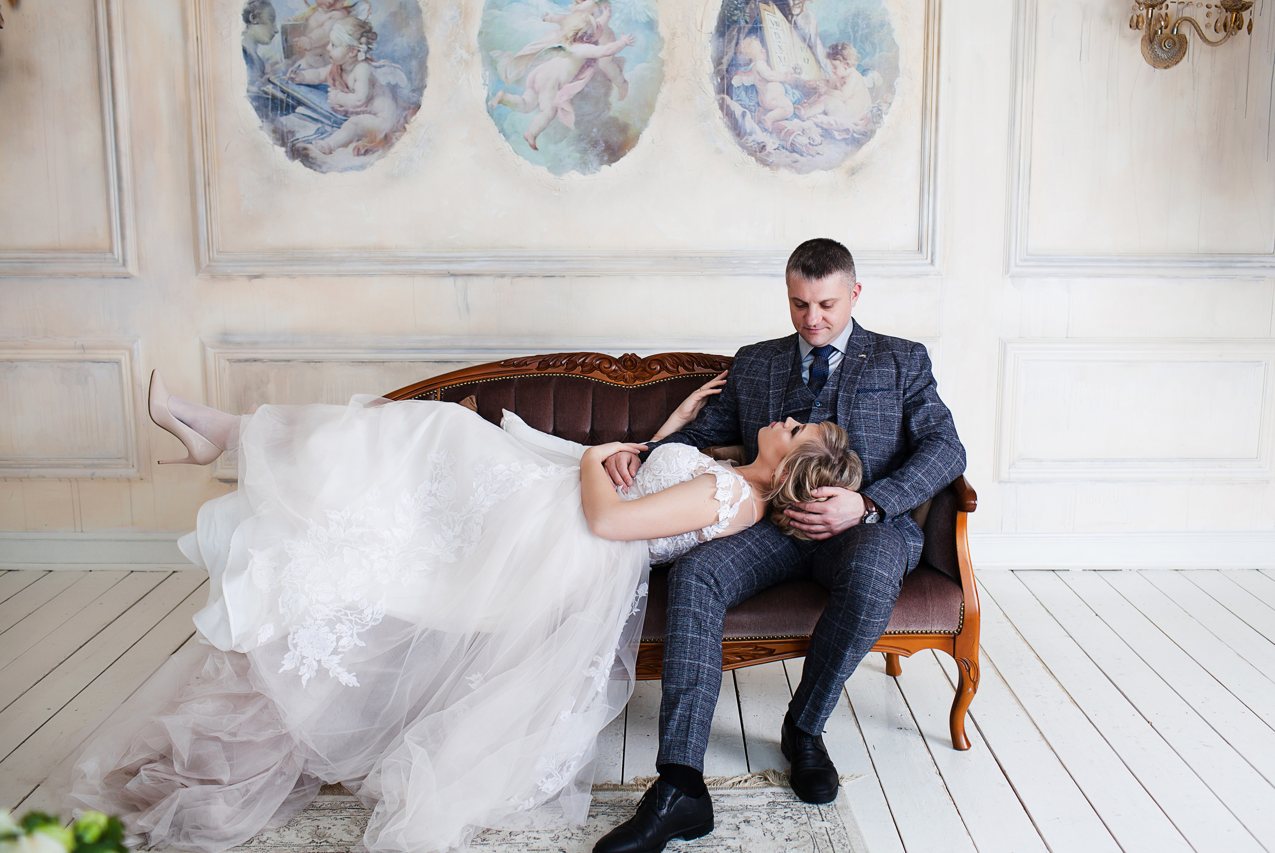 невеста, жених и невеста, костюм жениха, свадебное платье, фотограф Елизавета Сорокина, свадебный фотограф, фотограф на свадьбу, свадебный фотограф спб, фотограф на свадьбу спб, свадебный фотограф в санкт-петербурге, регистрация брака,свадебная фотосессия, фотостудия для свадьбы, образ невесты, свадебная прическа спб, свадебный макияж спб