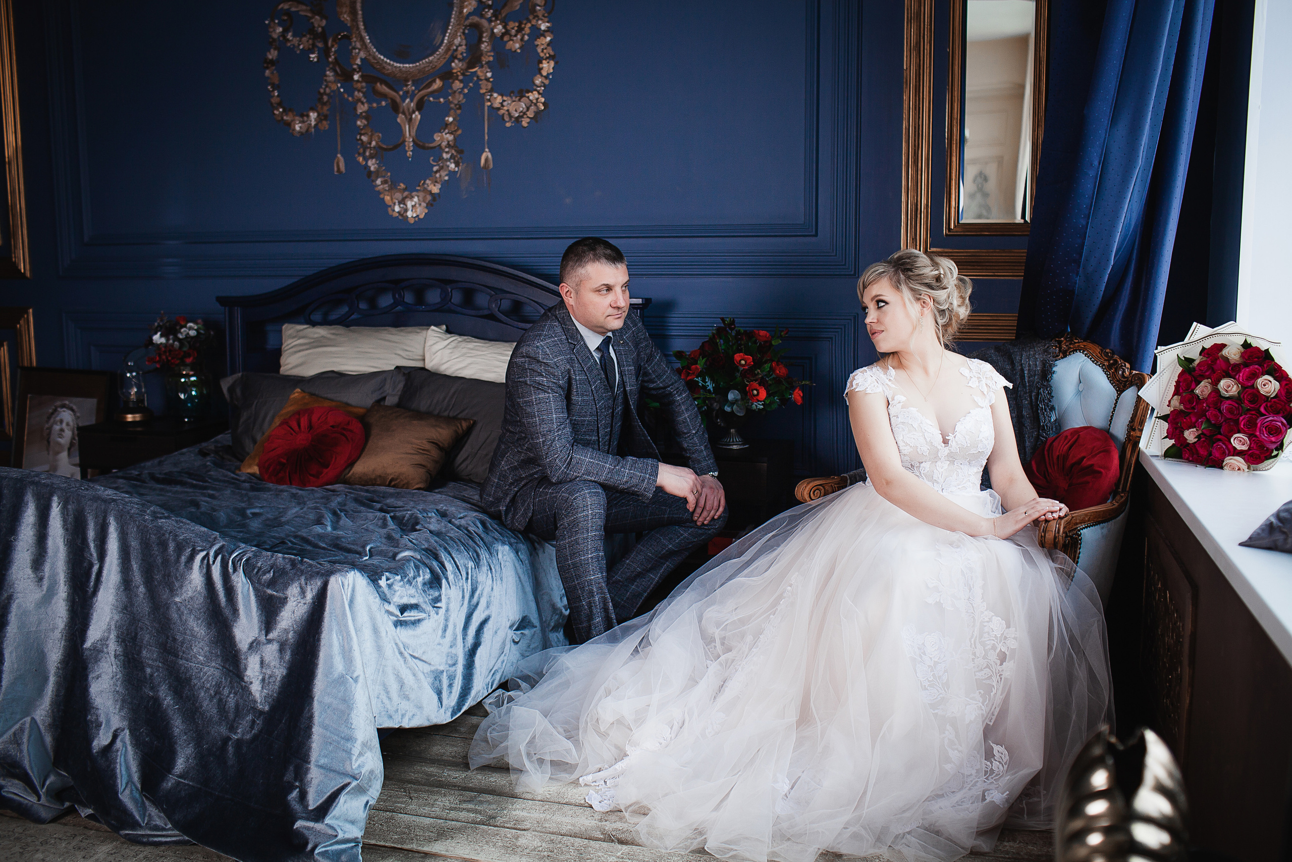 невеста, жених и невеста, костюм жениха, свадебное платье, фотограф Елизавета Сорокина, свадебный фотограф, фотограф на свадьбу, свадебный фотограф спб, фотограф на свадьбу спб, свадебный фотограф в санкт-петербурге, регистрация брака,свадебная фотосессия, фотостудия для свадьбы, образ невесты, свадебная прическа спб, свадебный макияж спб